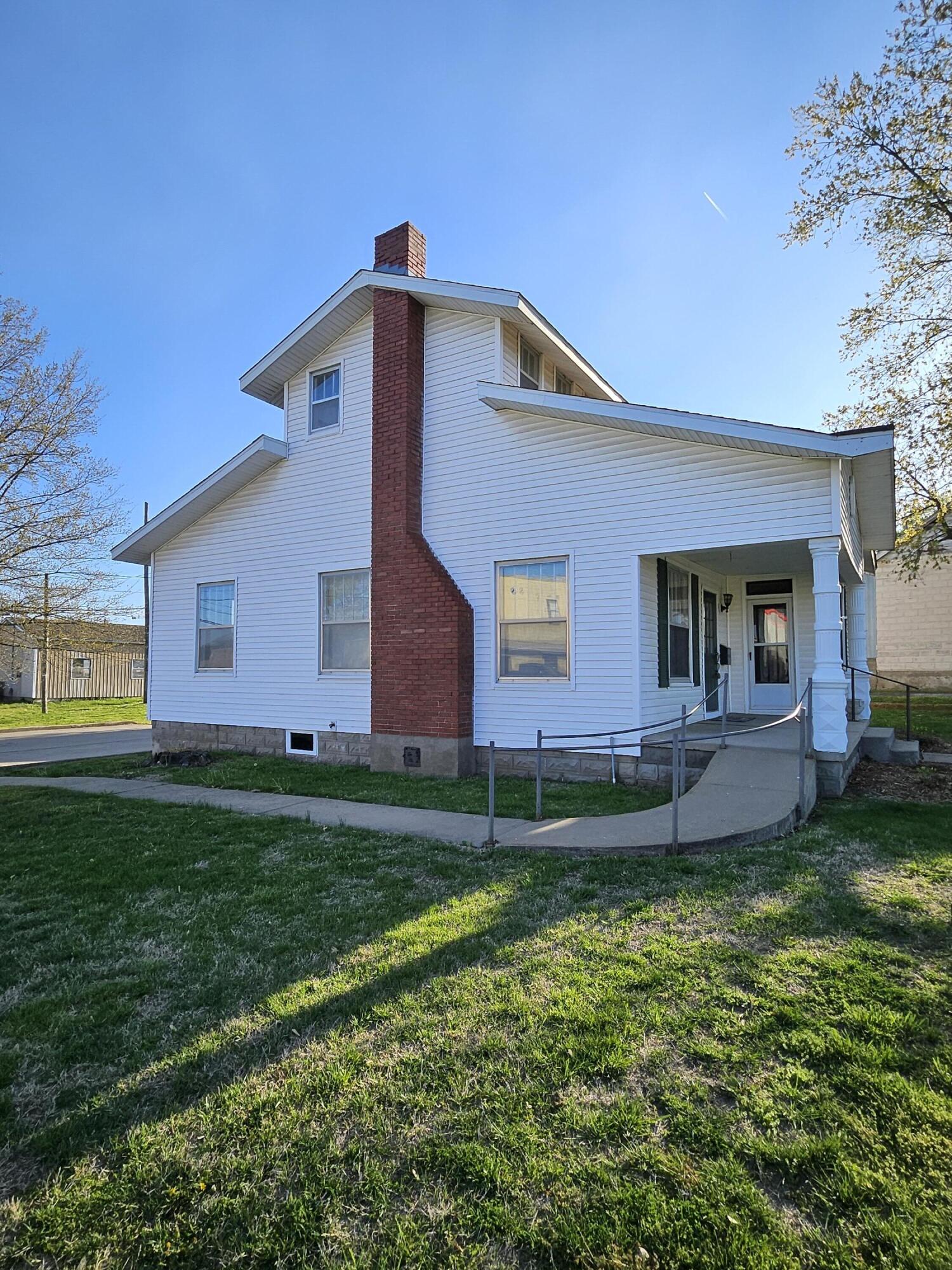 7 East Broadway Property Photo 37