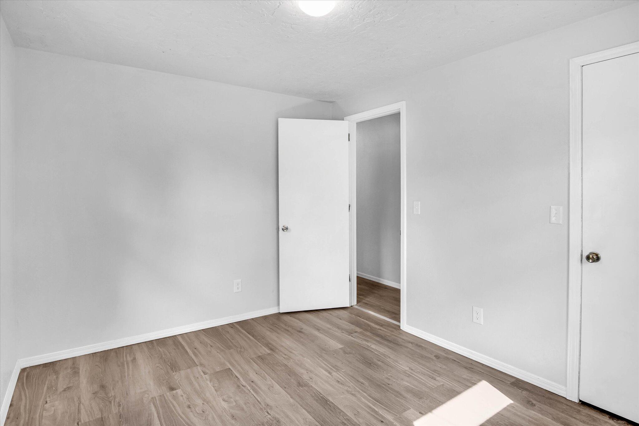 2038 North Park Avenue Property Photo 15