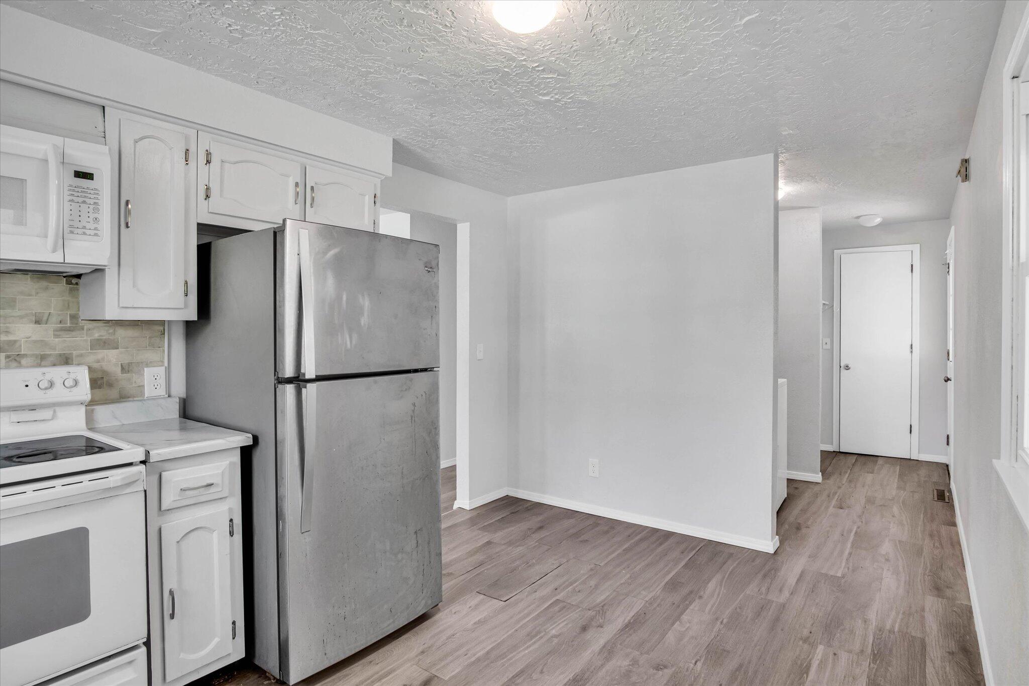 2038 North Park Avenue Property Photo 18