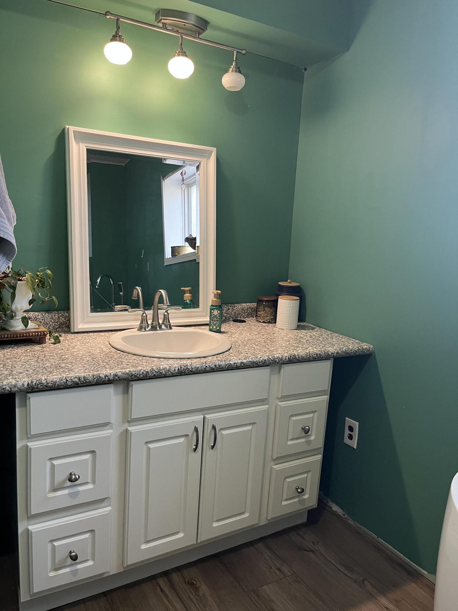 106 Ellison Lane Property Photo 14