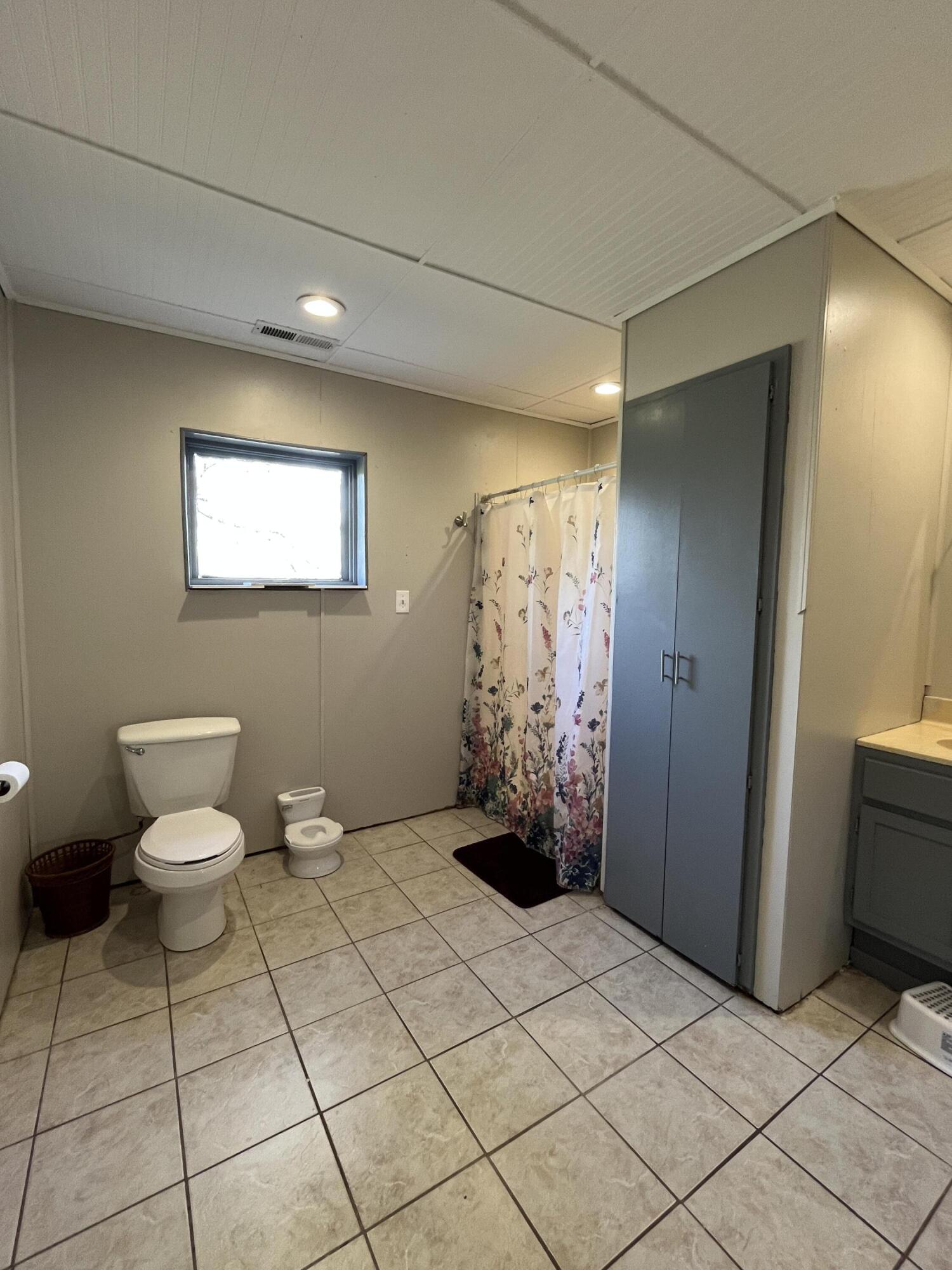106 Ellison Lane Property Photo 18