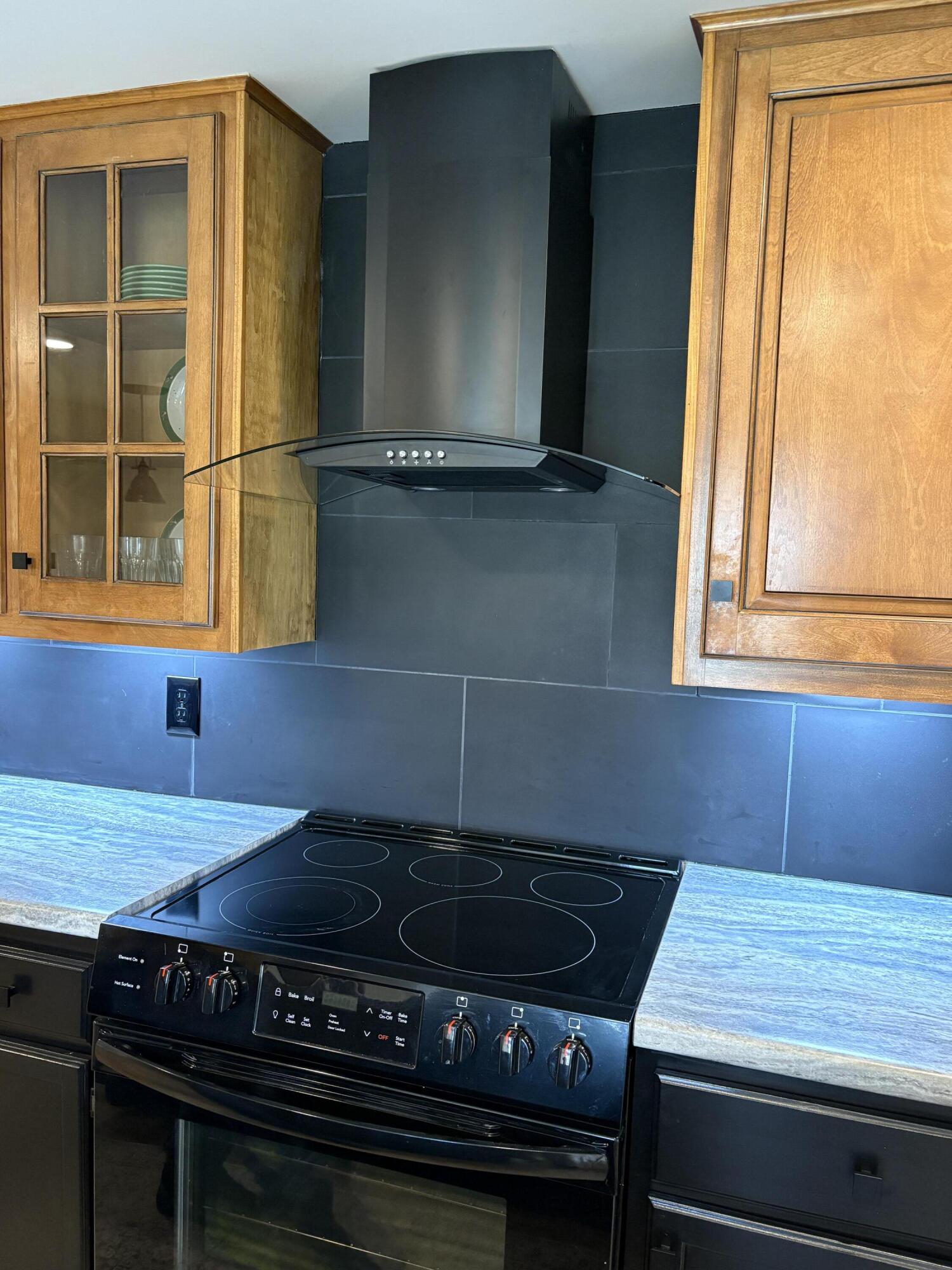 139 Palasade Court Property Photo 43
