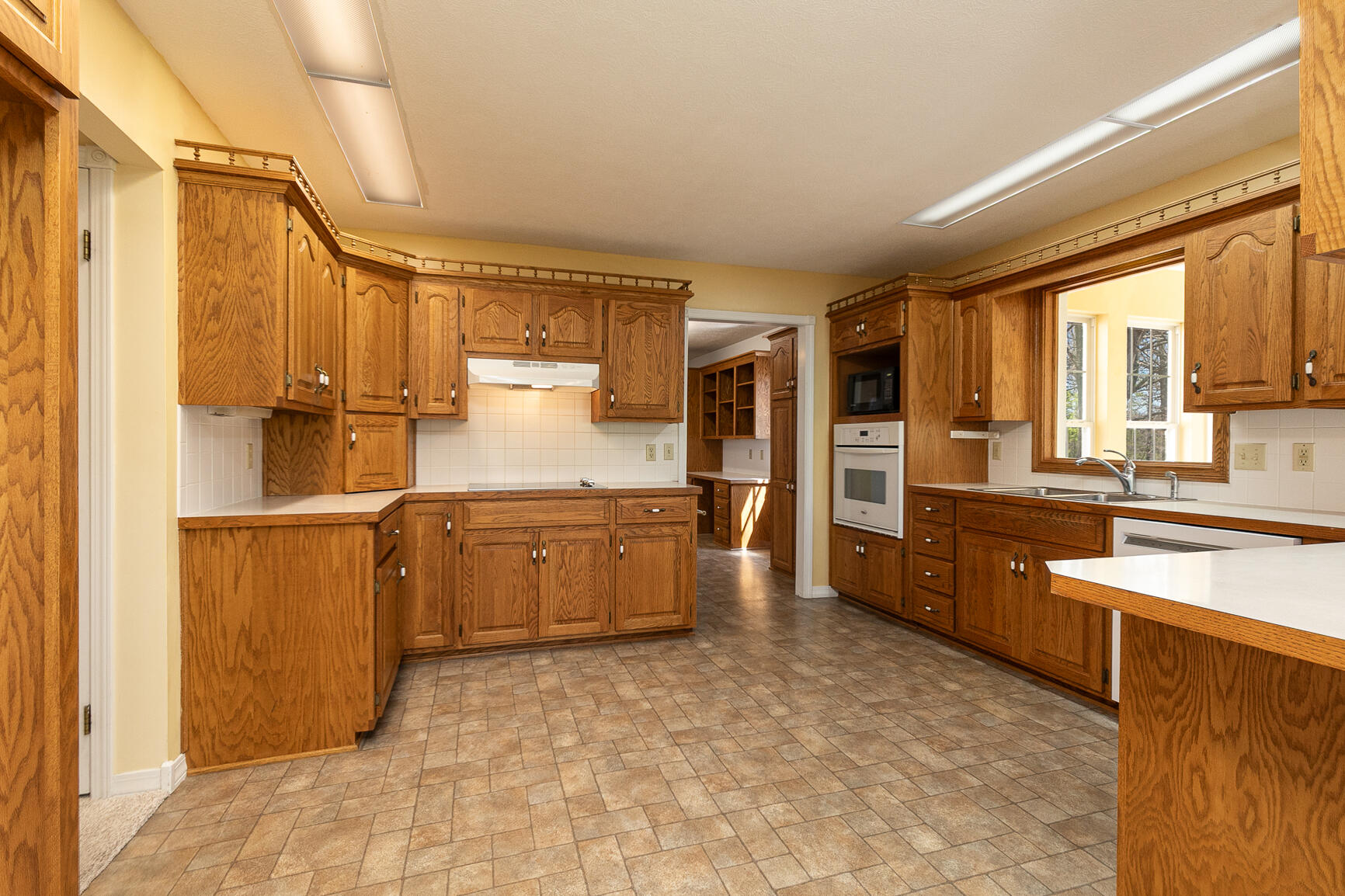 211 Hill Haven Road Property Photo 17