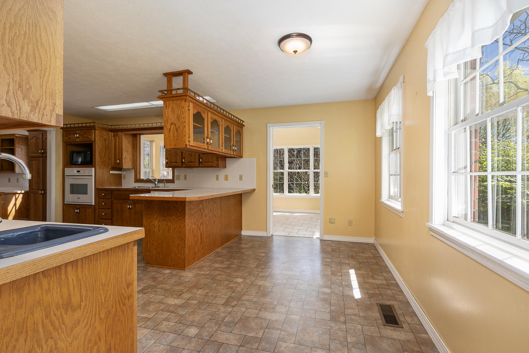 211 Hill Haven Road Property Photo 20