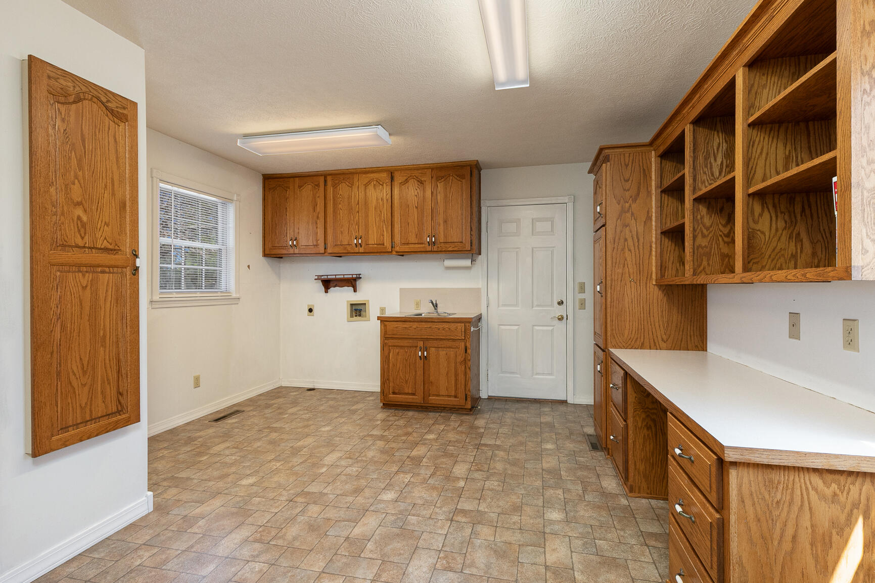 211 Hill Haven Road Property Photo 24