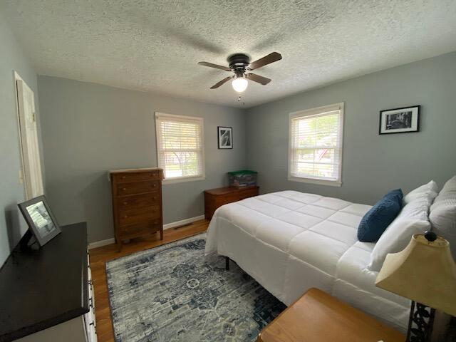 831 East Burford Street Property Photo 10