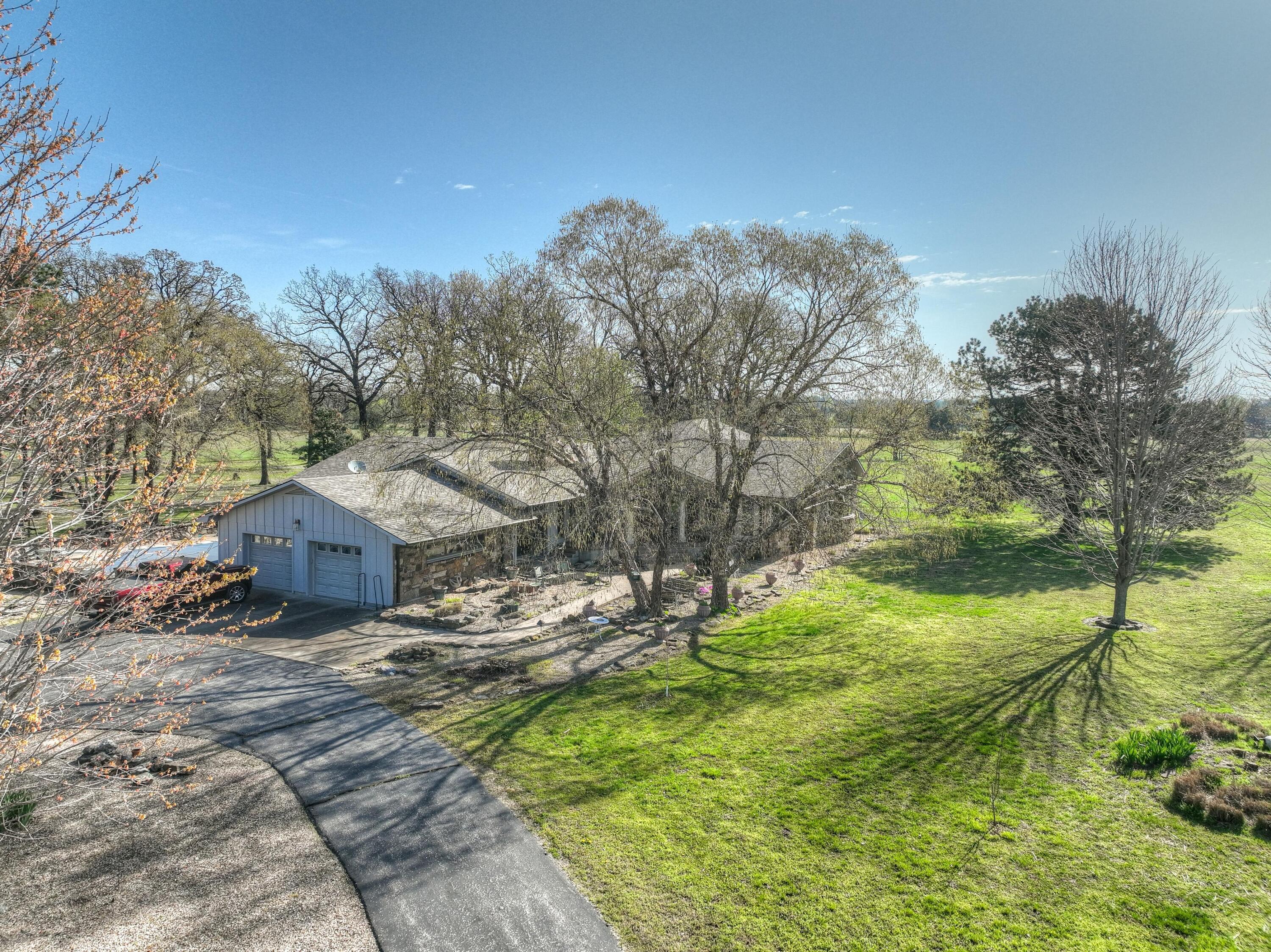 19032 East Highway 86 Property Photo