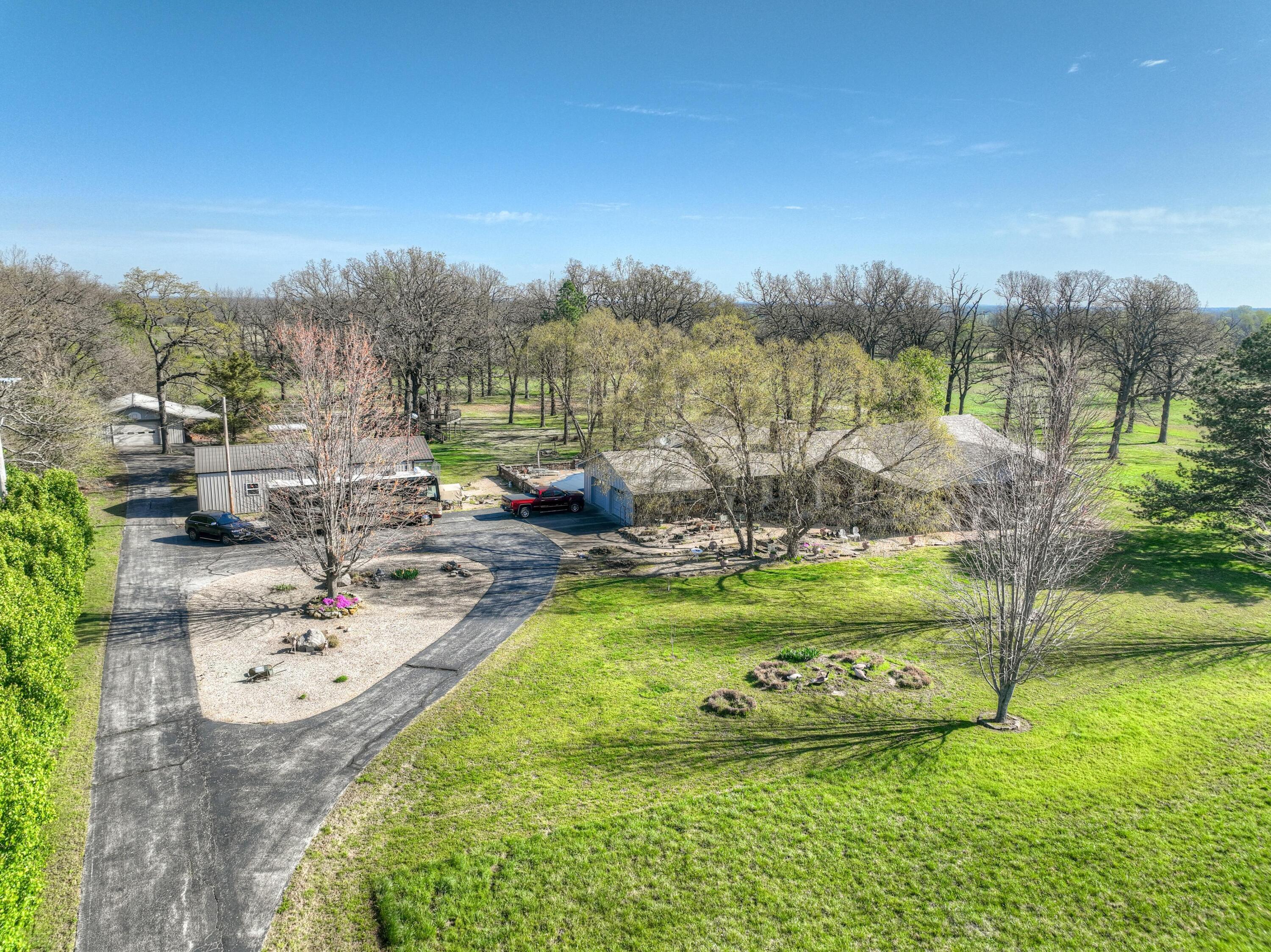 19032 East Highway 86 Property Photo 2