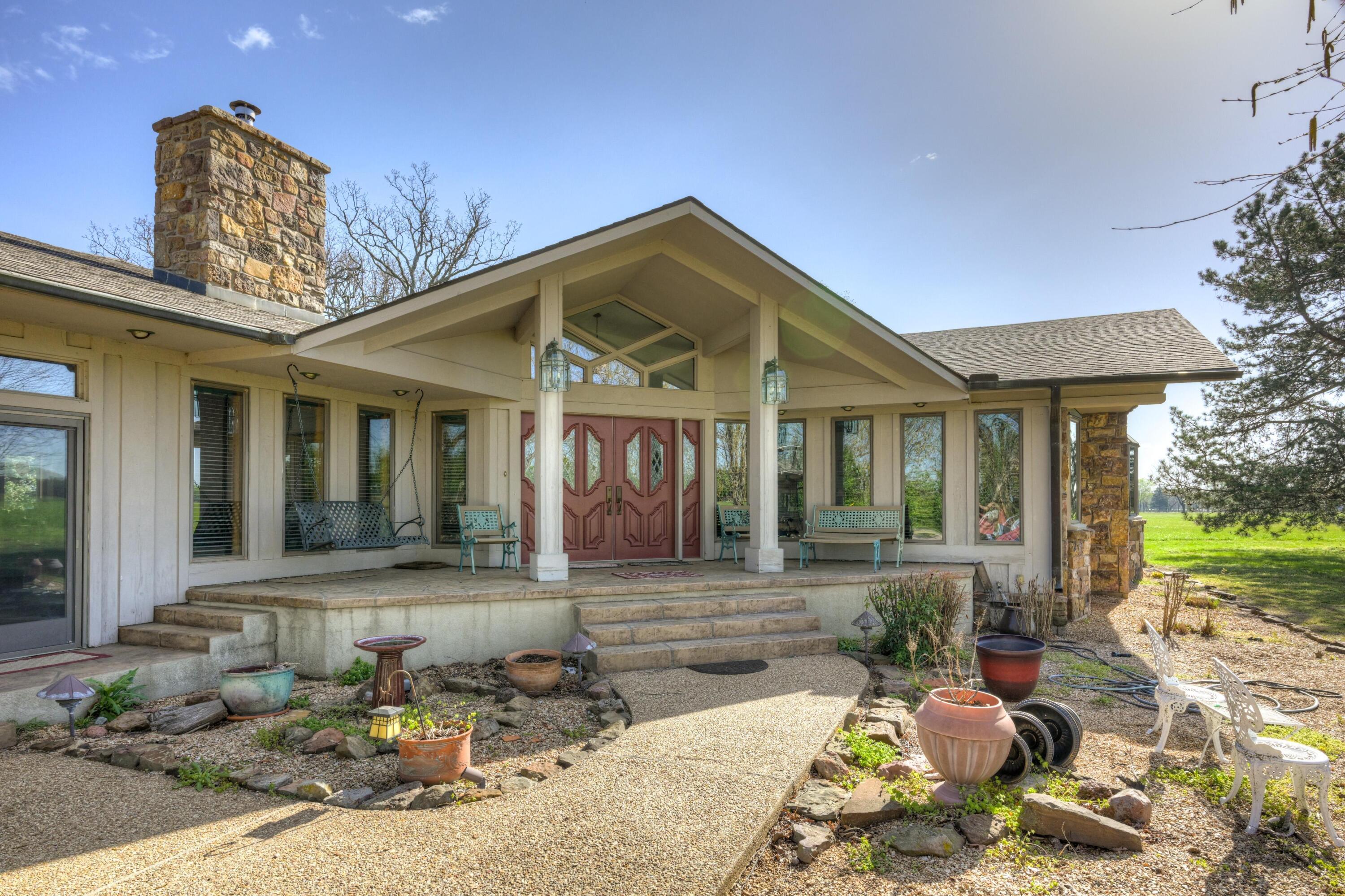 19032 East Highway 86 Property Photo 6