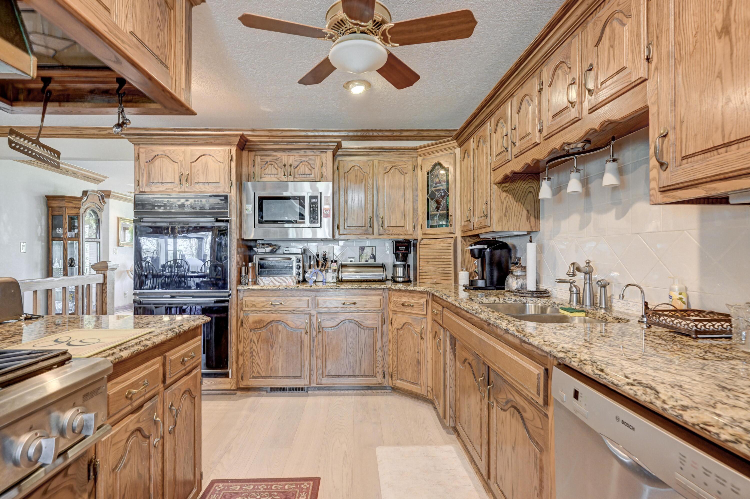 19032 East Highway 86 Property Photo 50