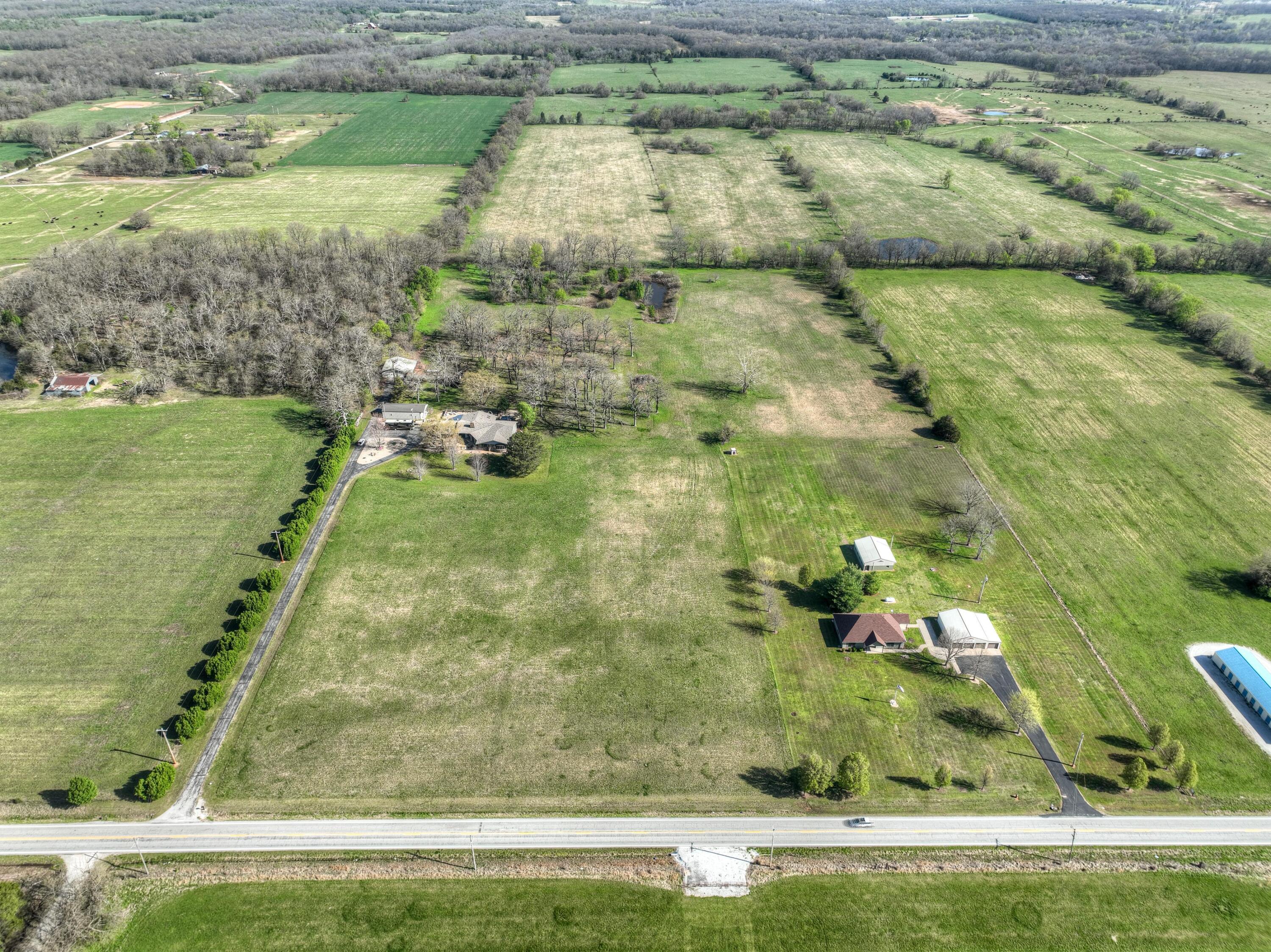 19032 East Highway 86 Property Photo 77