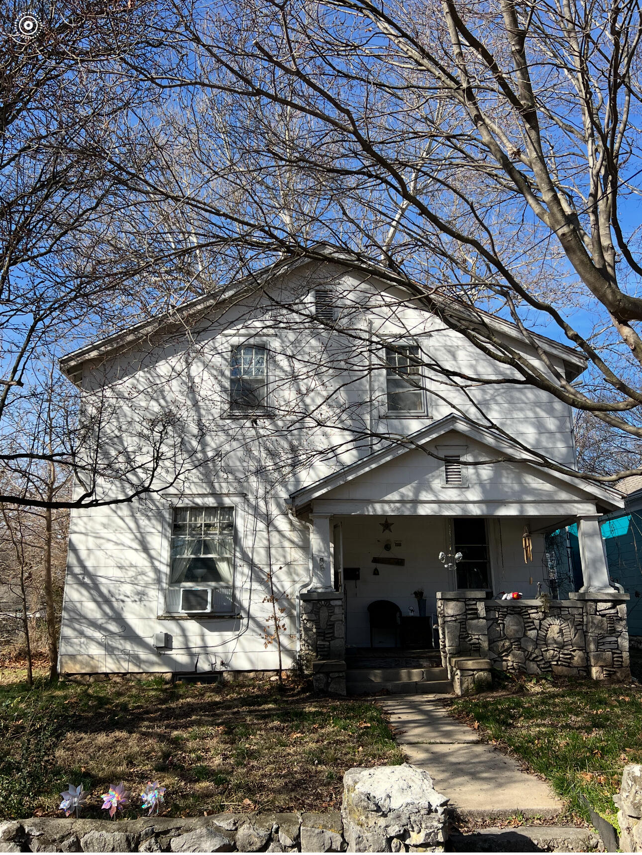 855 South Broadway Avenue Property Photo 1