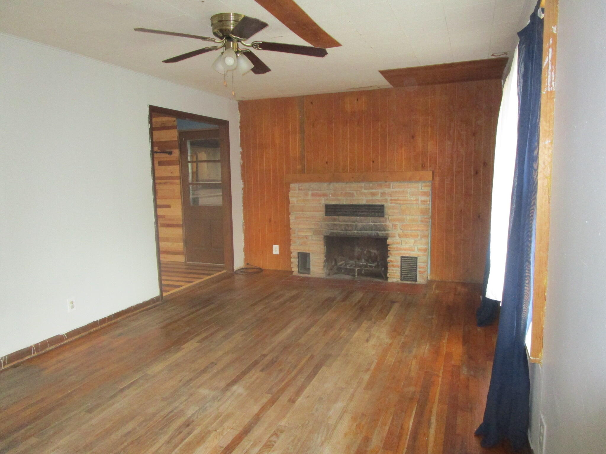 510 West 3rd Street Property Photo 12