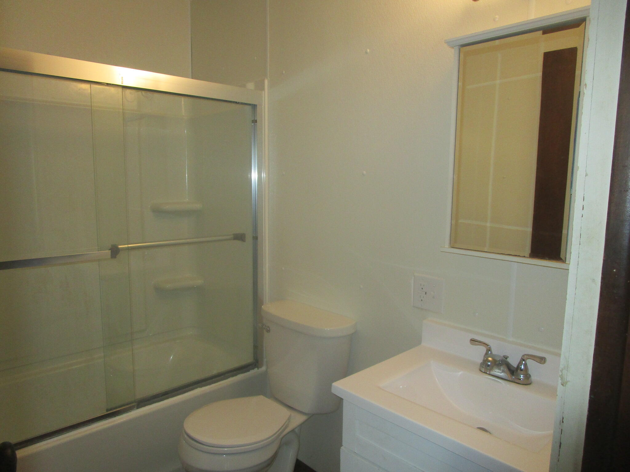 510 West 3rd Street Property Photo 16