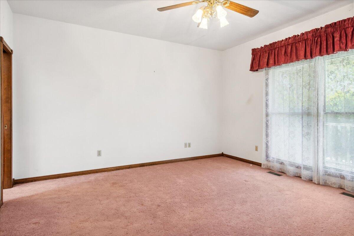 971 West Meadowview Drive Property Photo 30