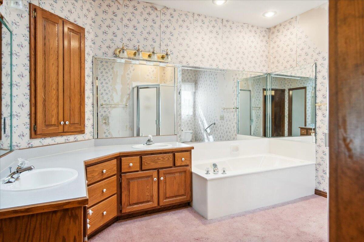 971 West Meadowview Drive Property Photo 32