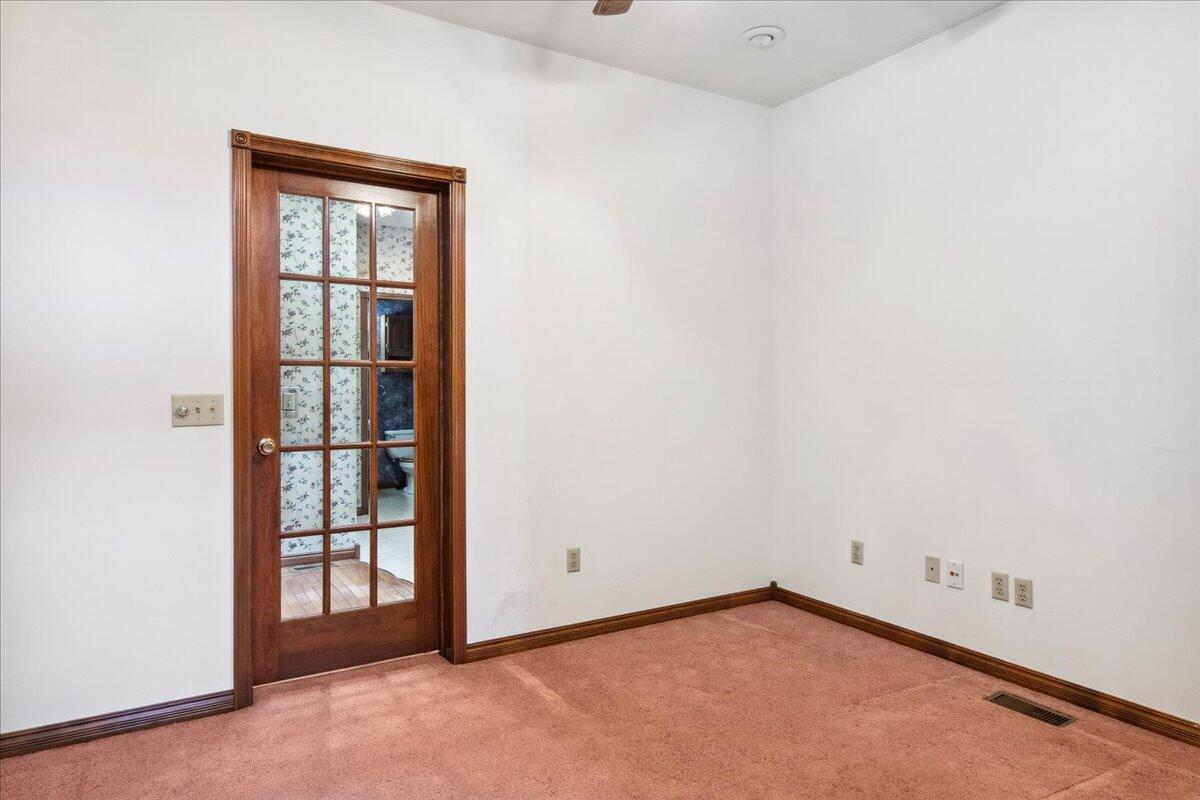 971 West Meadowview Drive Property Photo 35