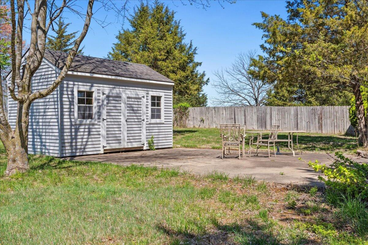 971 West Meadowview Drive Property Photo 49