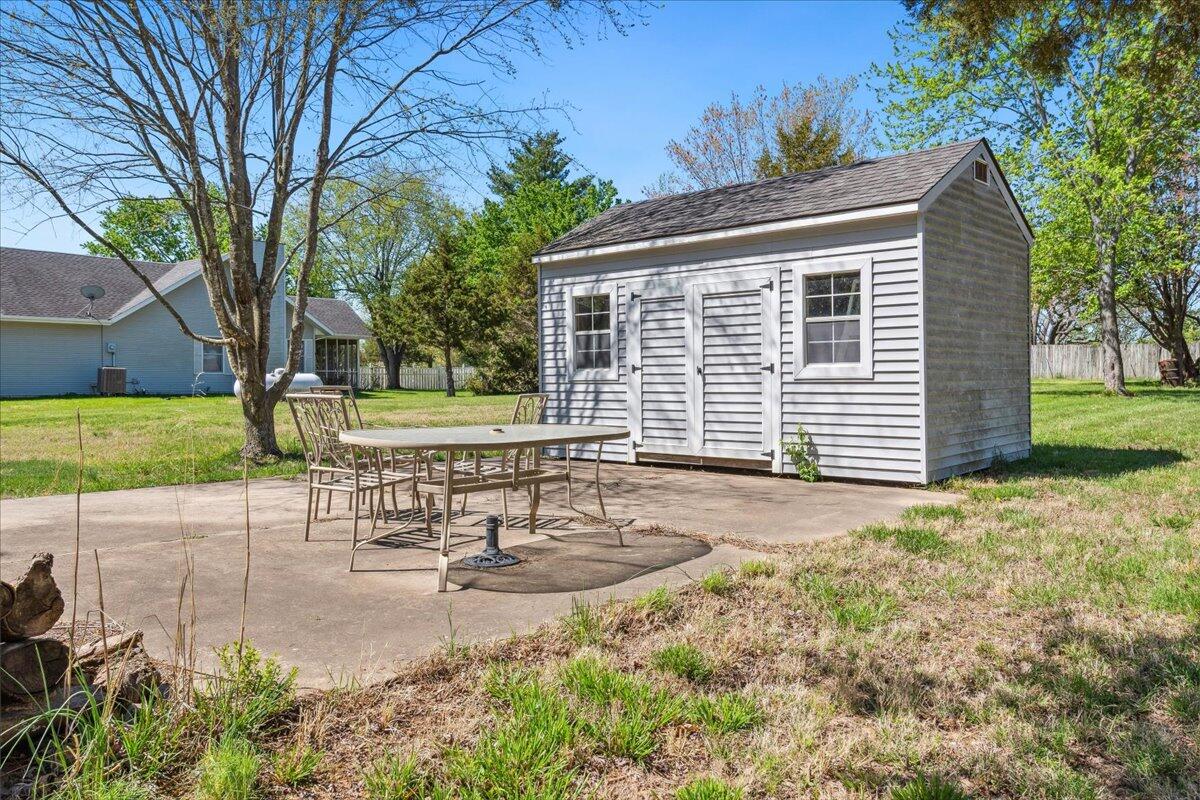 971 West Meadowview Drive Property Photo 50