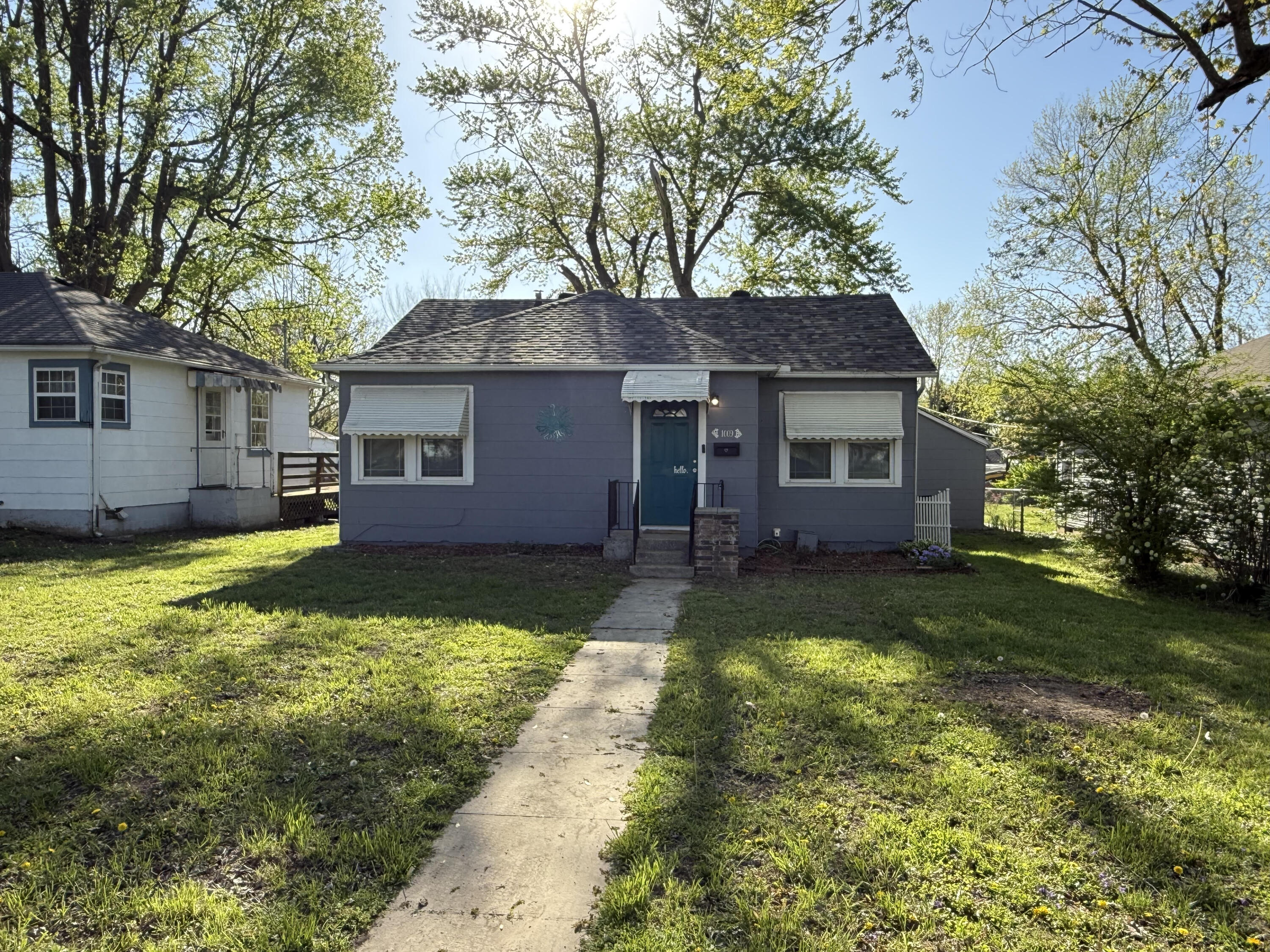 1009 South Rinker Avenue Property Photo 1