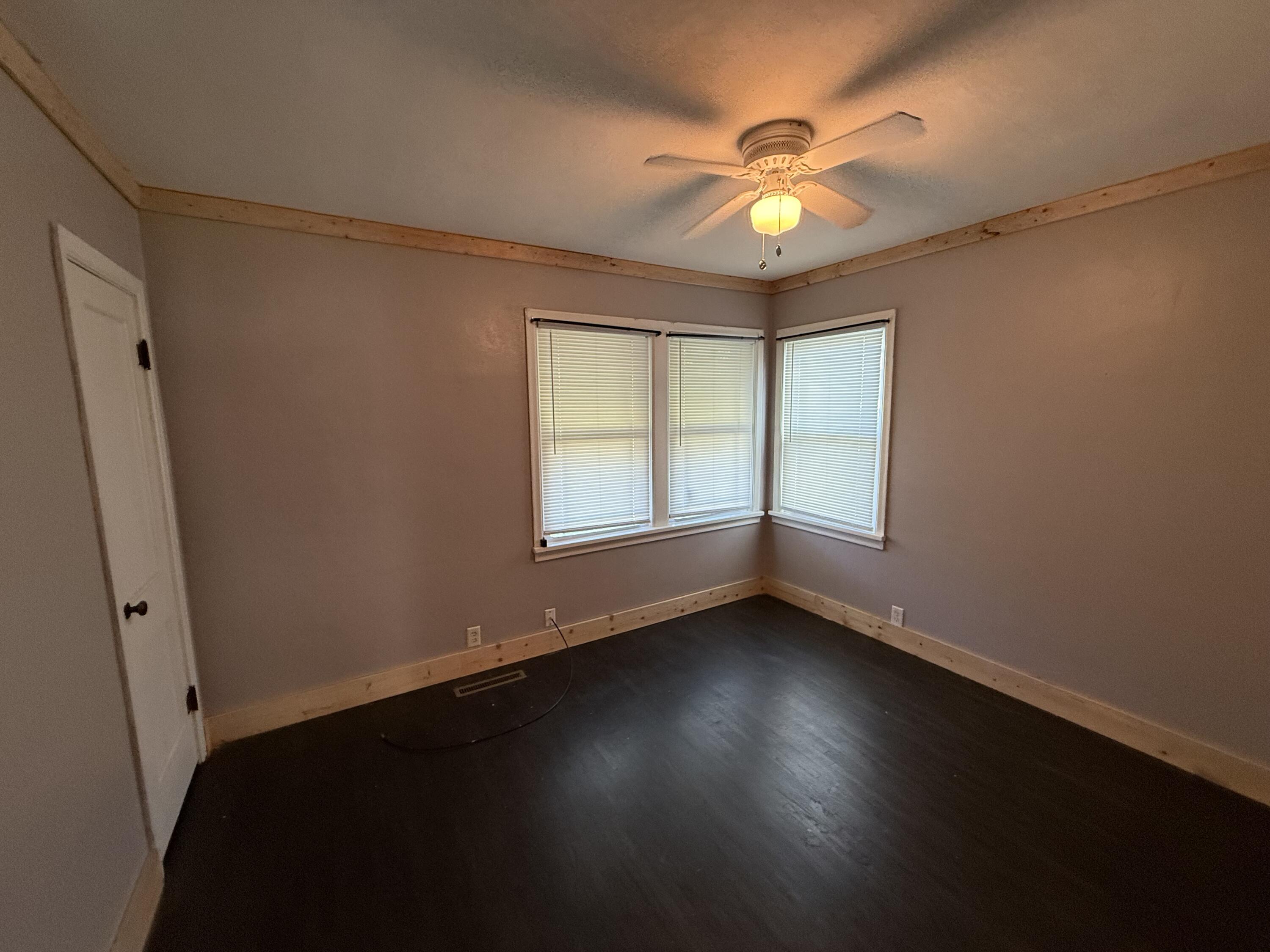 1009 South Rinker Avenue Property Photo 13
