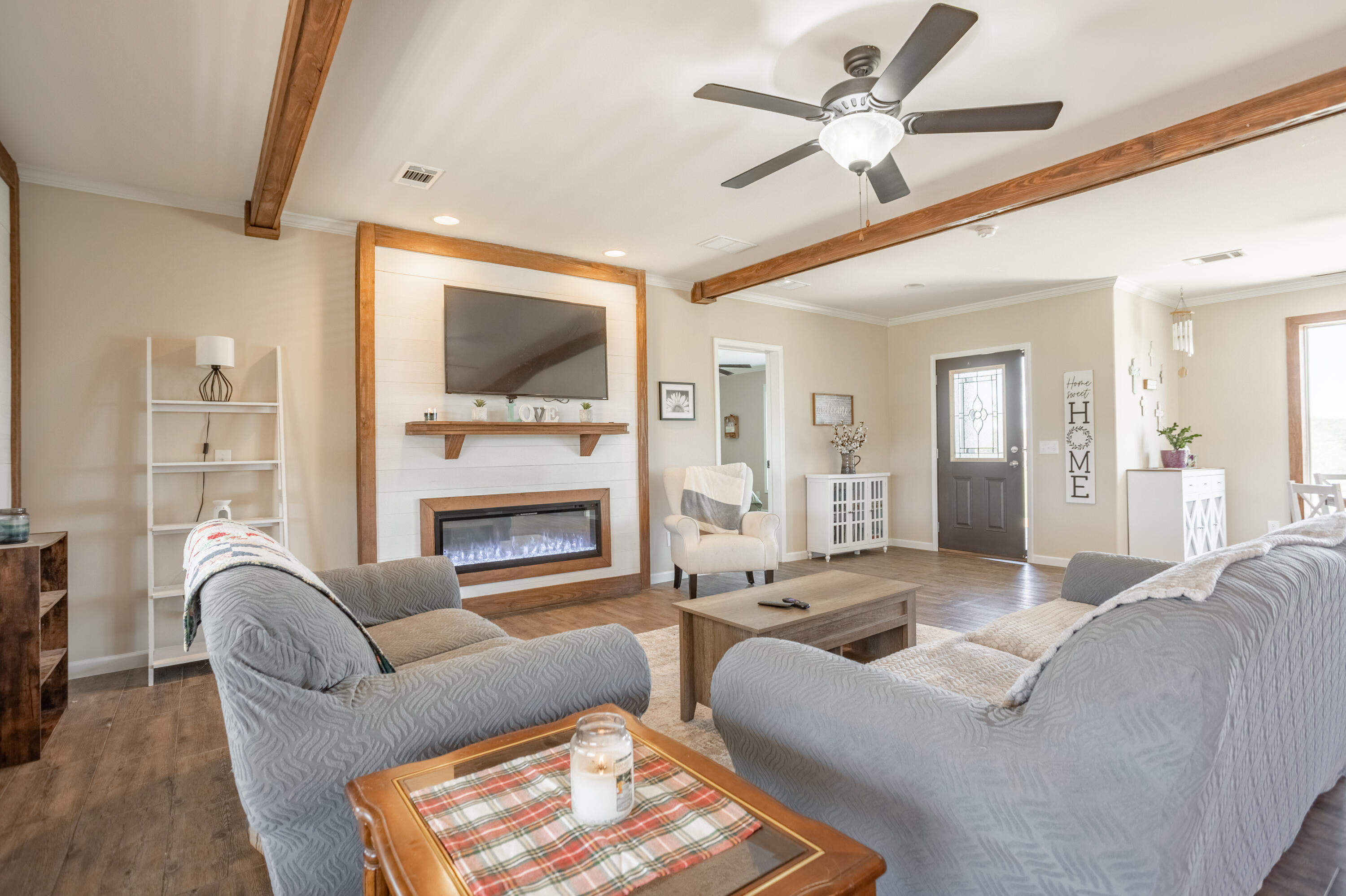 26097 Poppy Drive Property Photo 16
