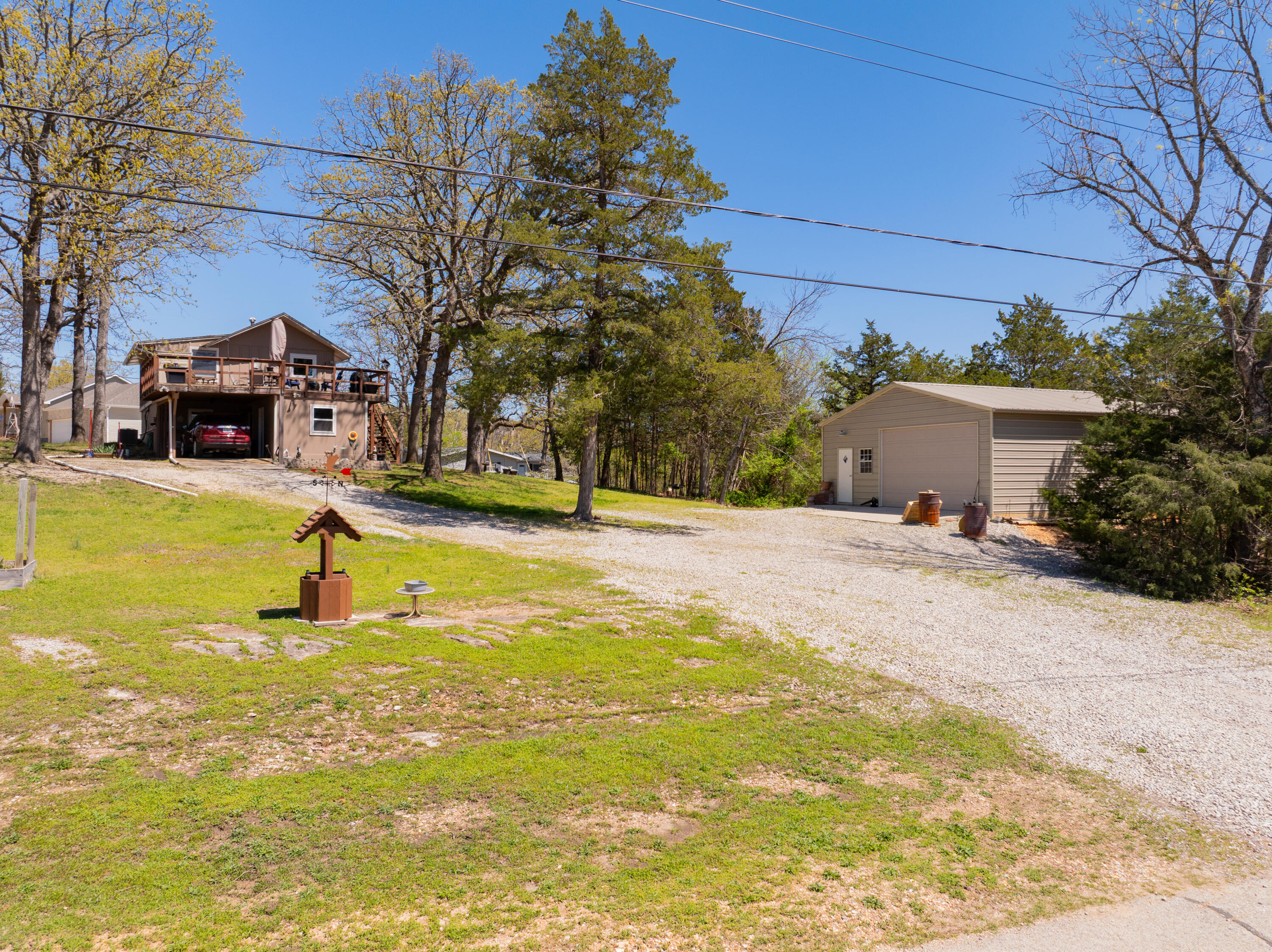 19 Golden Drive Property Photo 5