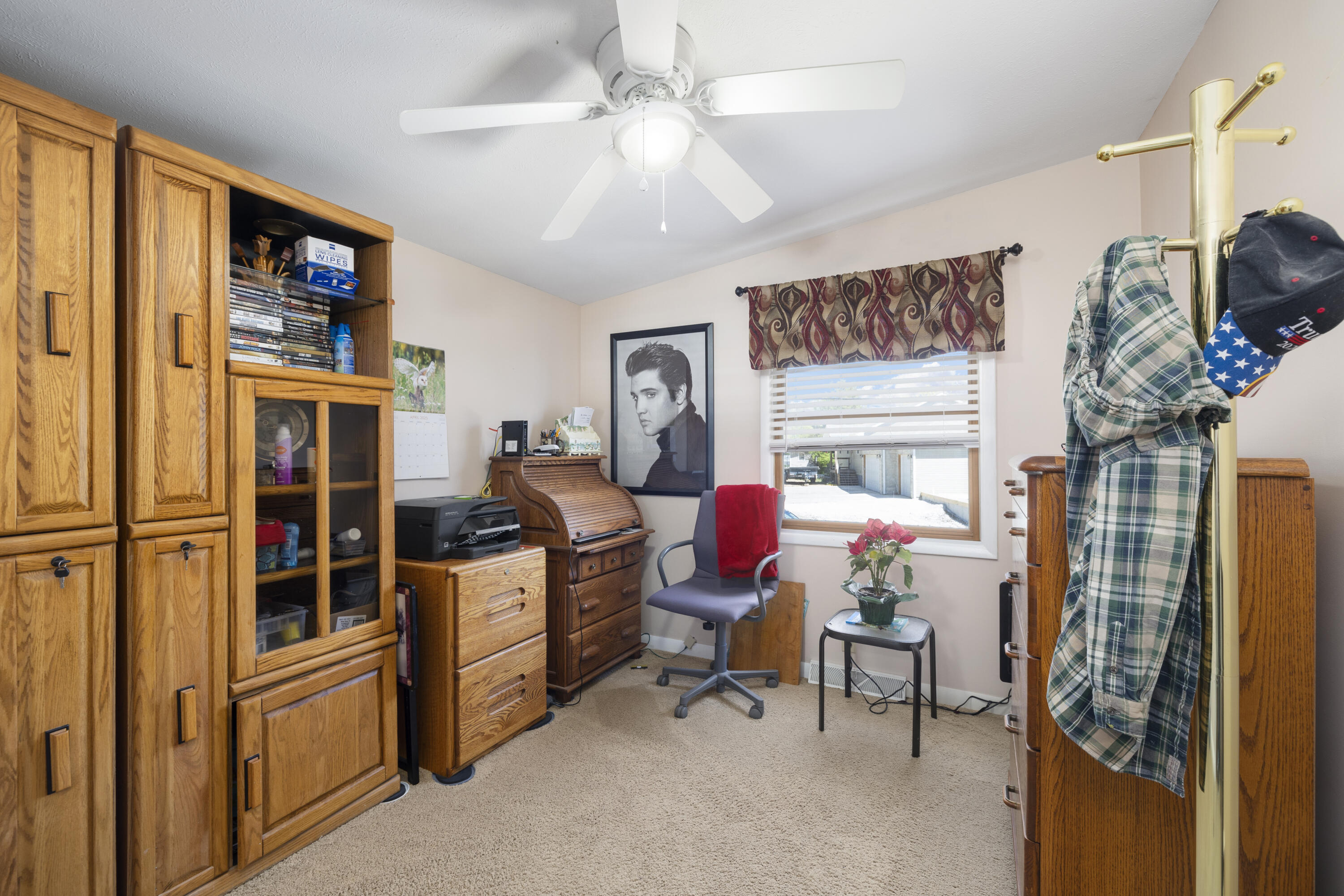 19 Golden Drive Property Photo 25