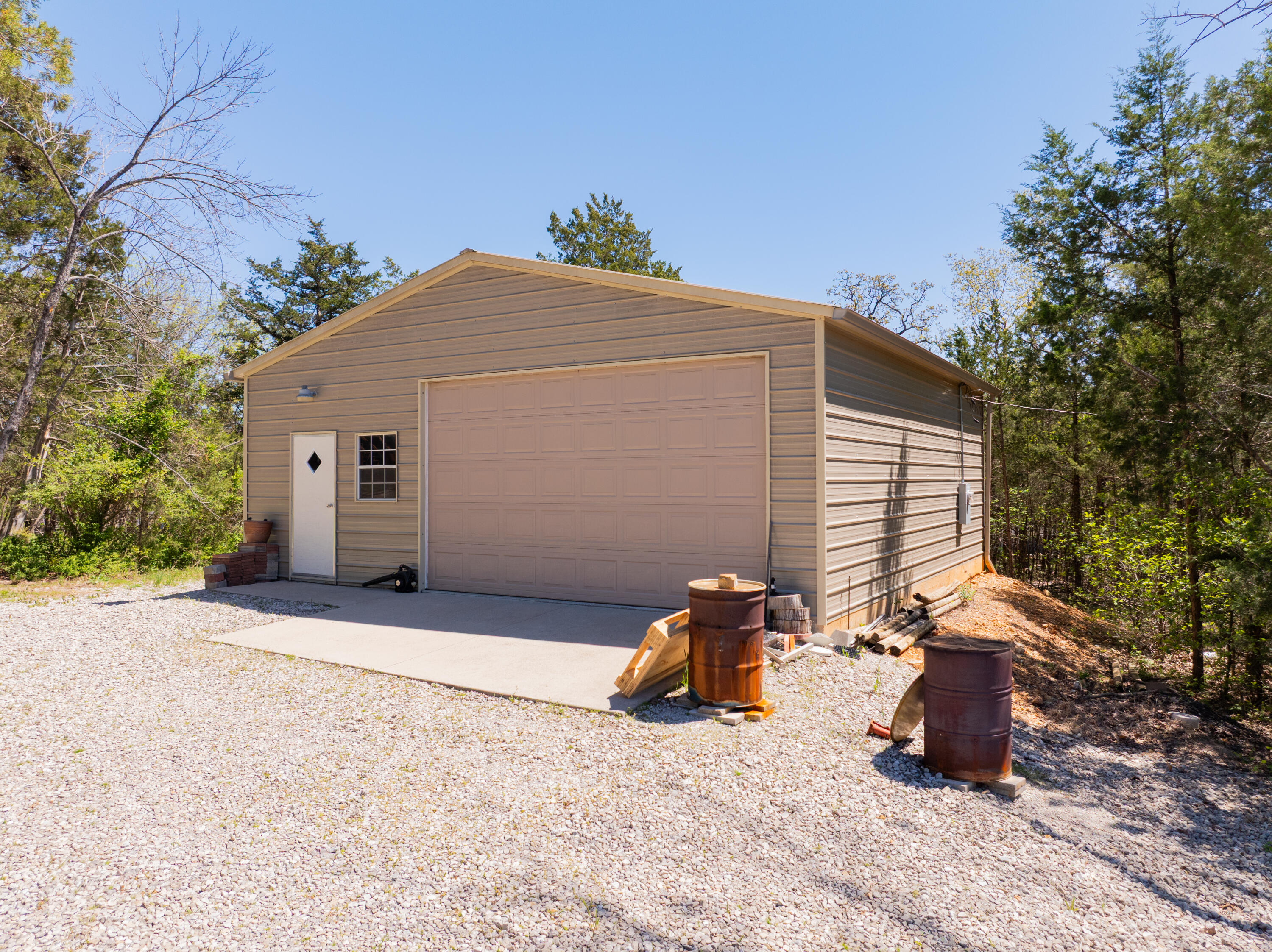 19 Golden Drive Property Photo 29