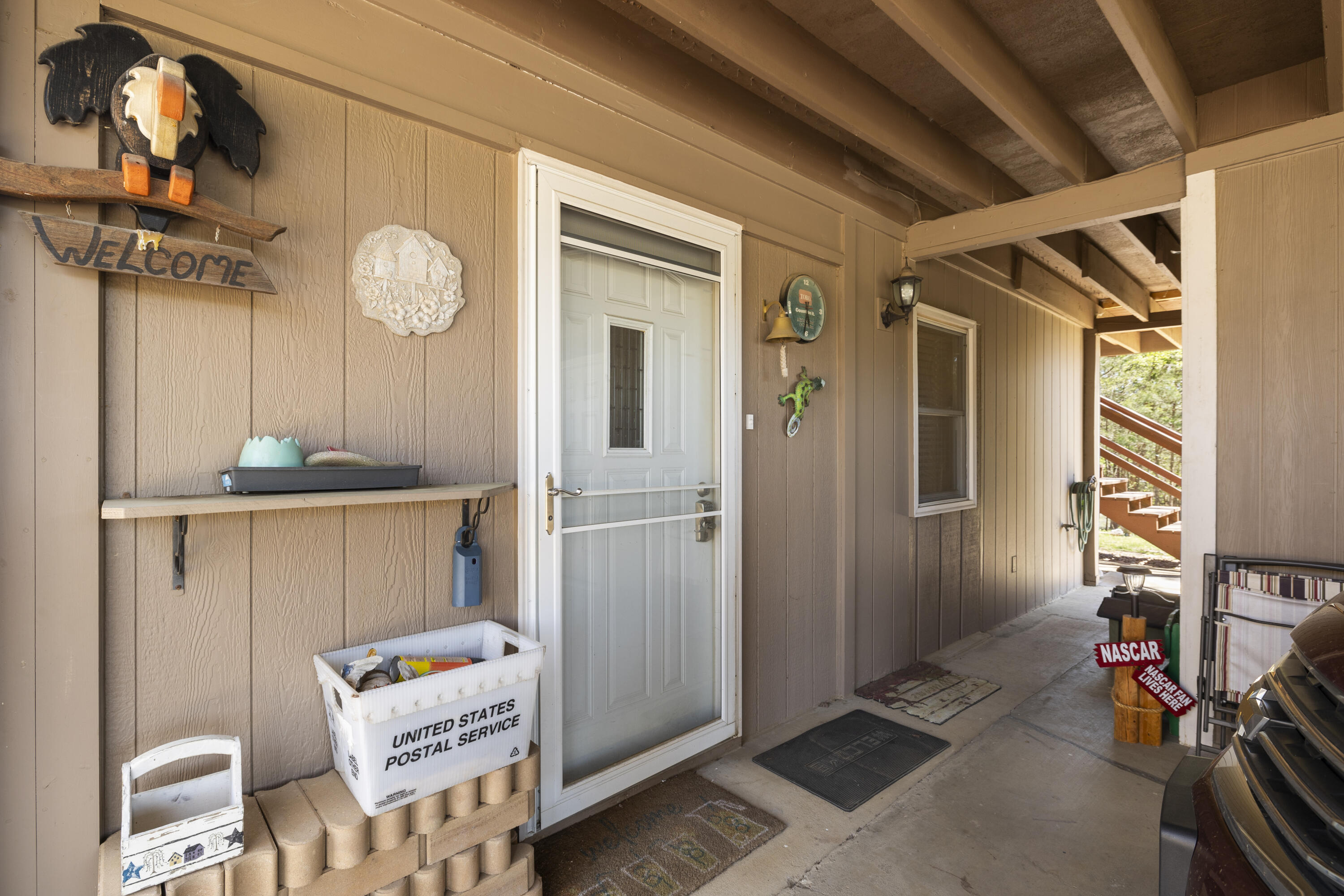 19 Golden Drive Property Photo 32