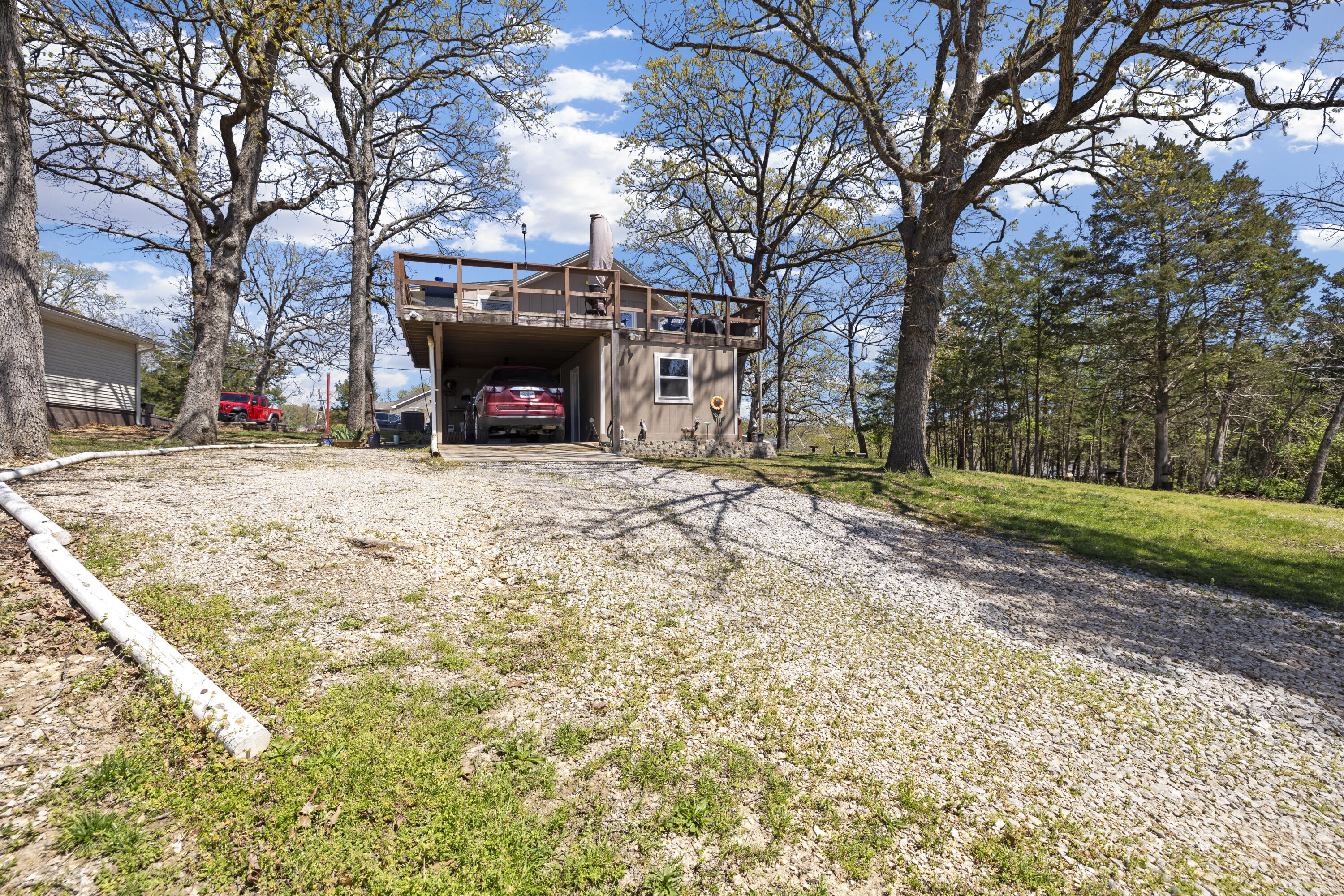 19 Golden Drive Property Photo 34