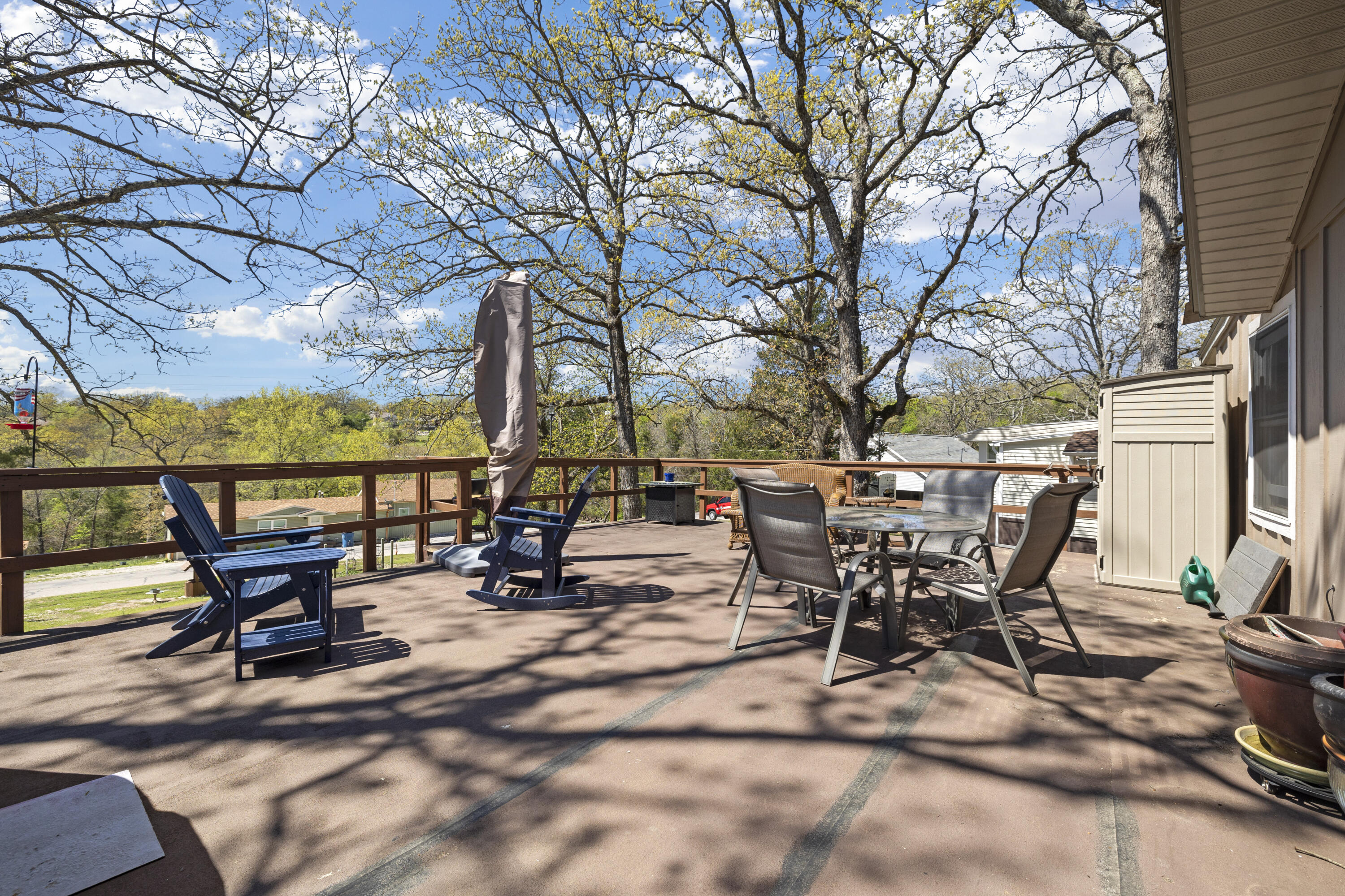 19 Golden Drive Property Photo 36