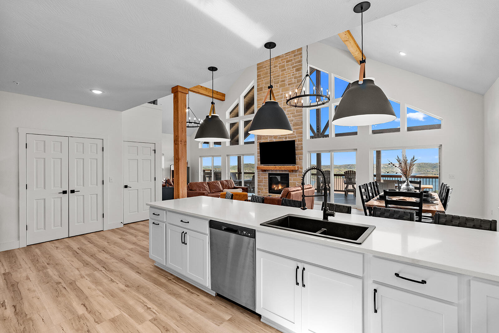 252 Settlers Cove Property Photo 16