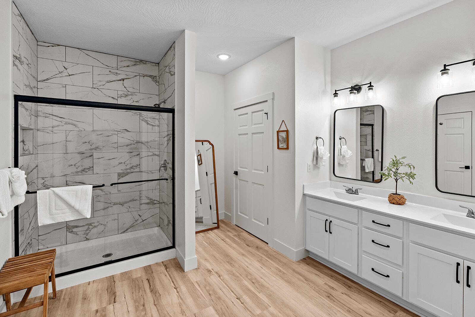 252 Settlers Cove Property Photo 22