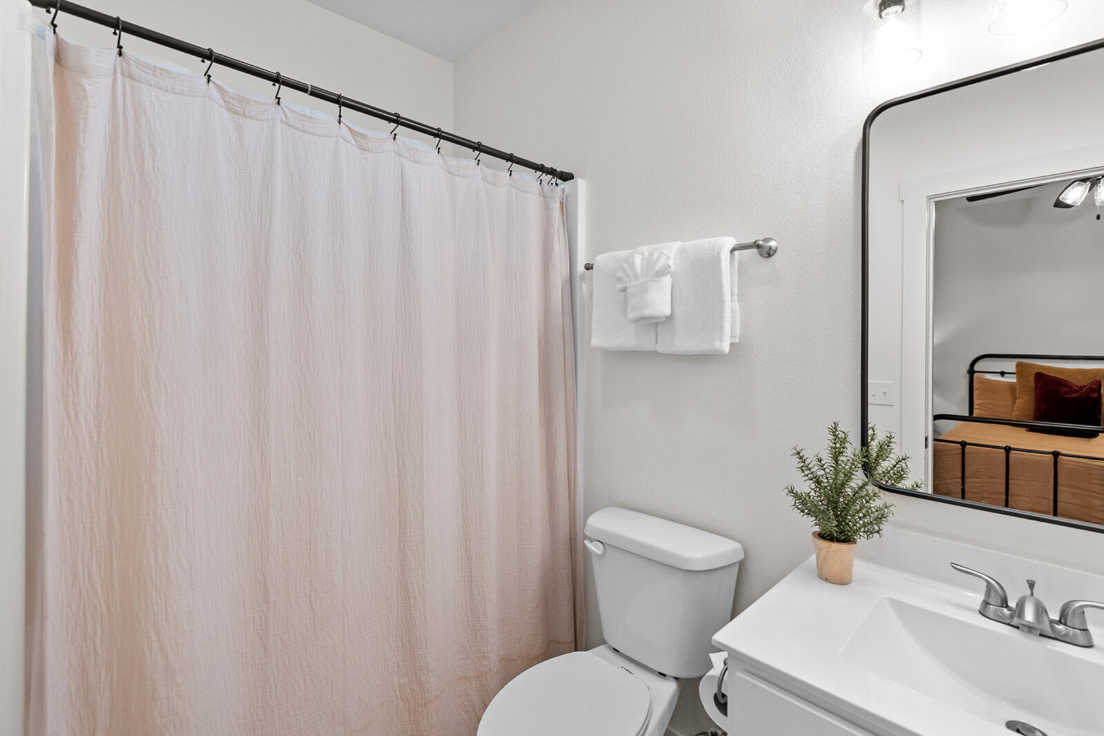 252 Settlers Cove Property Photo 43