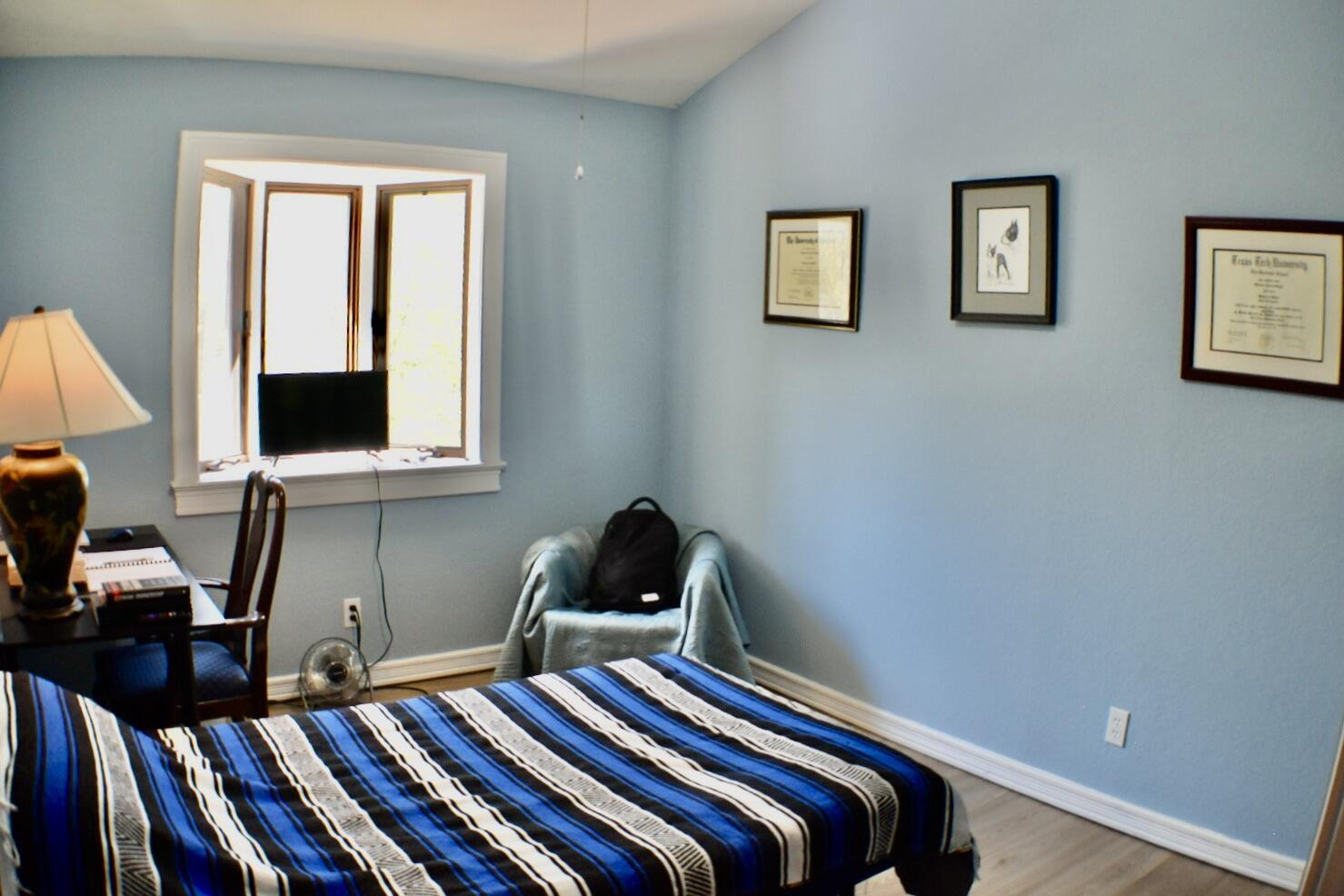 826 East Division Street Property Photo 30