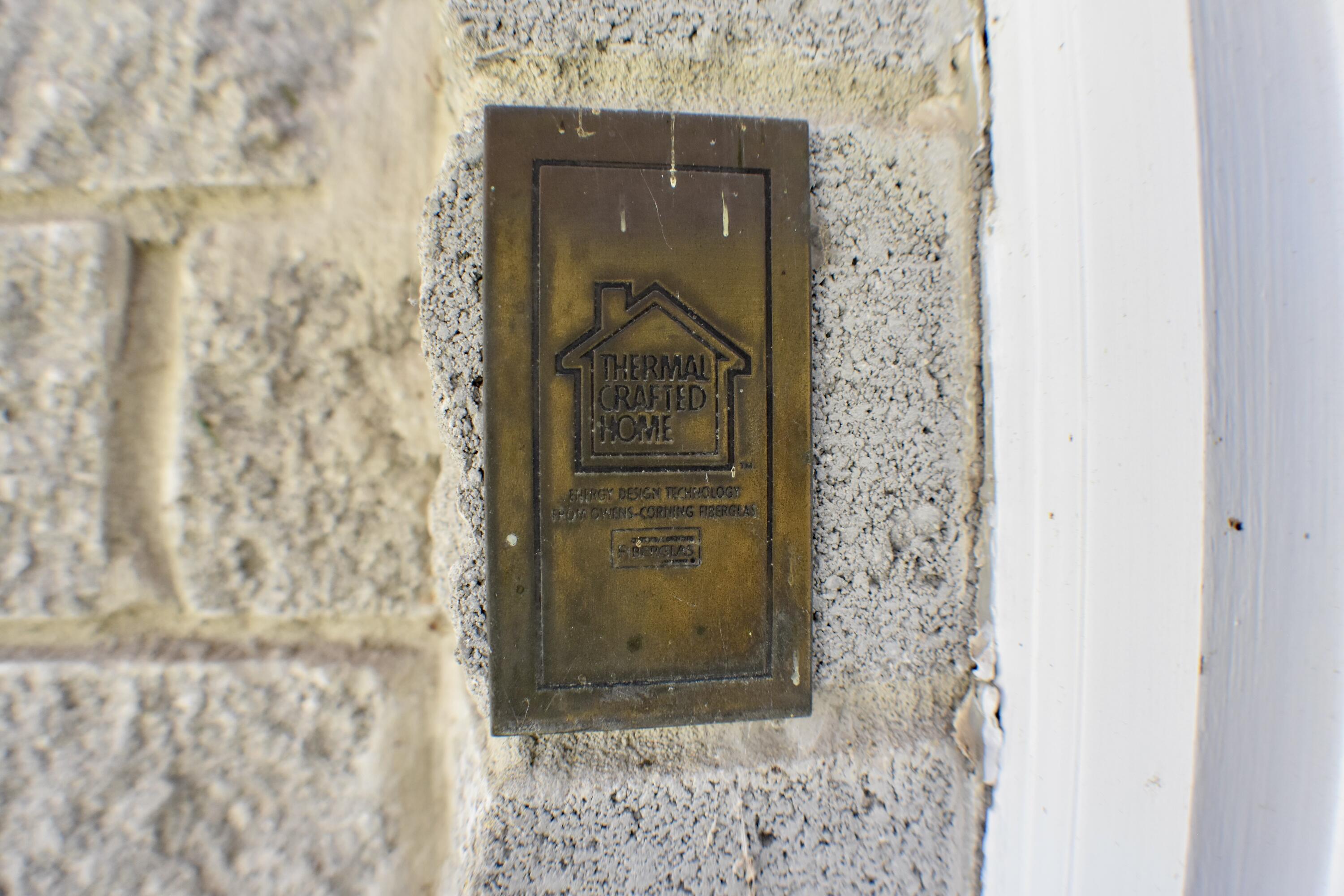 826 East Division Street Property Photo 33