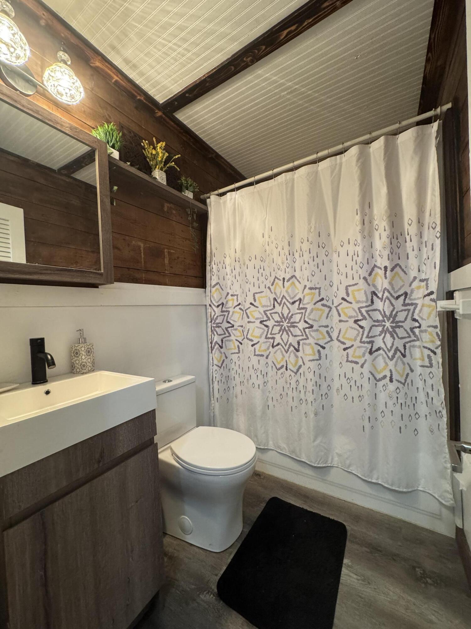 509 South Mansfield Road Property Photo 7