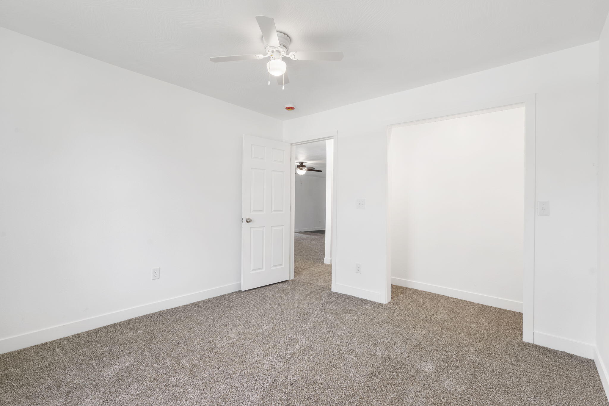 341 North Golden Avenue Property Photo 18