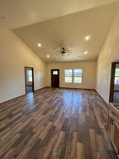 425 East South Street Property Photo 11