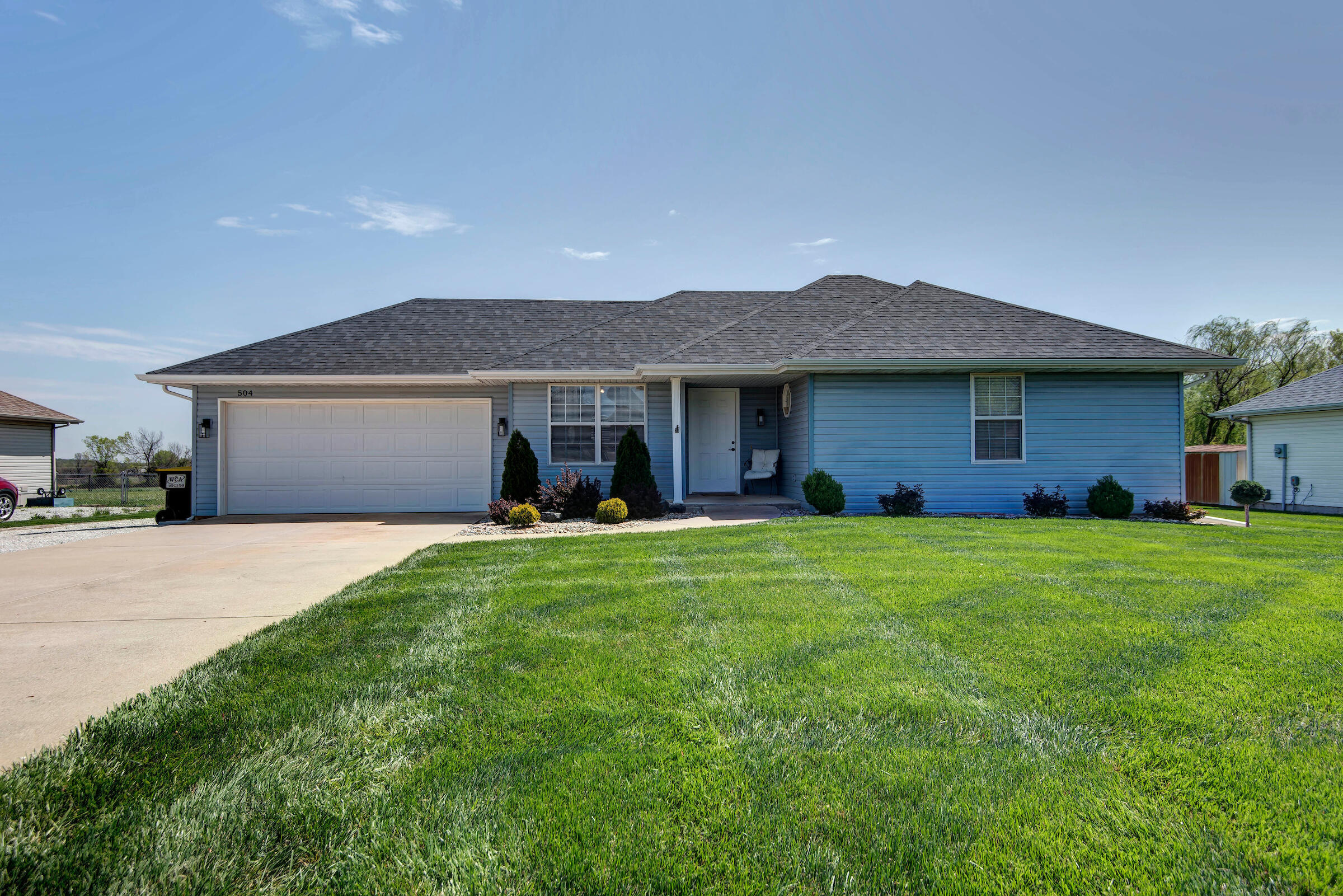 504 Arrowhead Road Property Photo