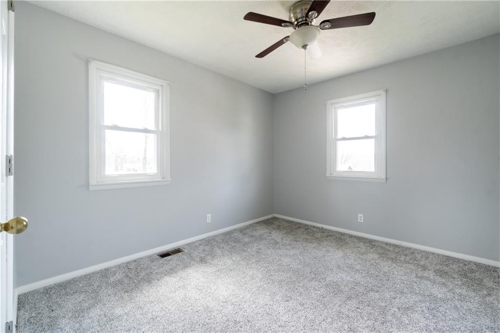 1421 Oakhill Drive Property Photo 8