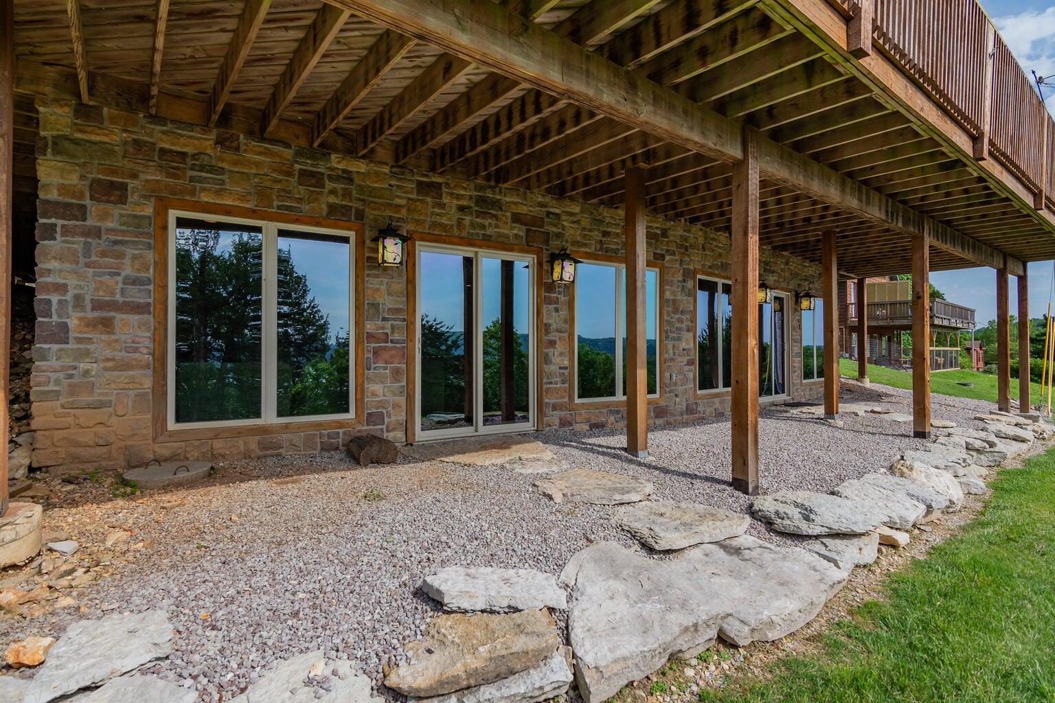 478 White Rockbluff Drive Property Photo 9