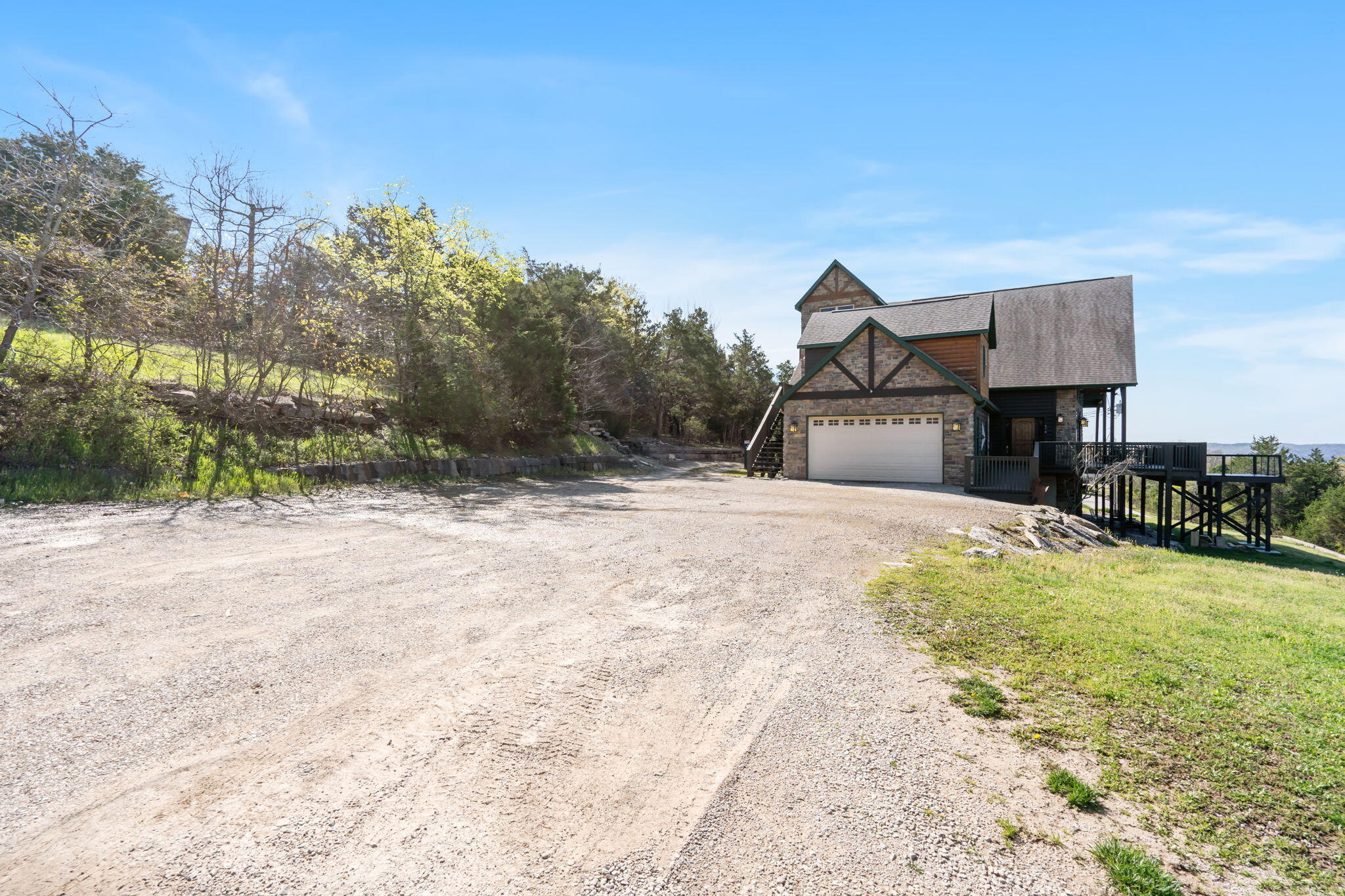 478 White Rockbluff Drive Property Photo 11