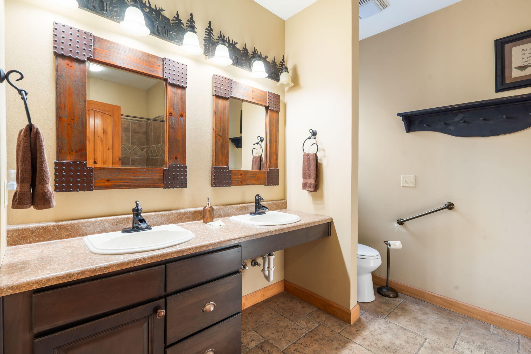 478 White Rockbluff Drive Property Photo 33