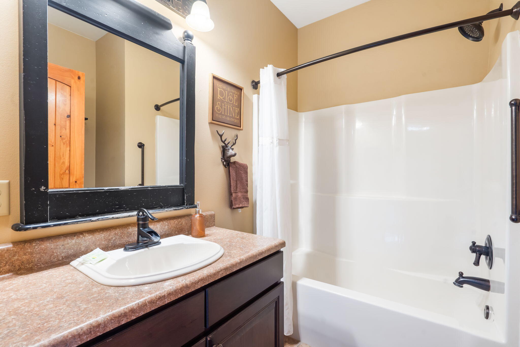 478 White Rockbluff Drive Property Photo 37