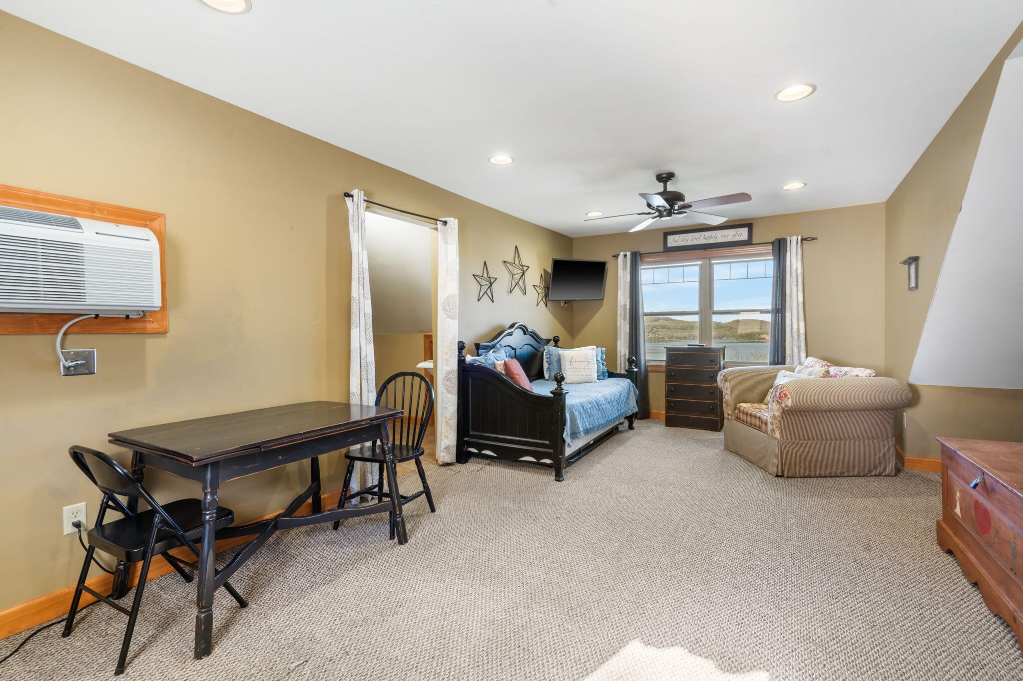 478 White Rockbluff Drive Property Photo 47