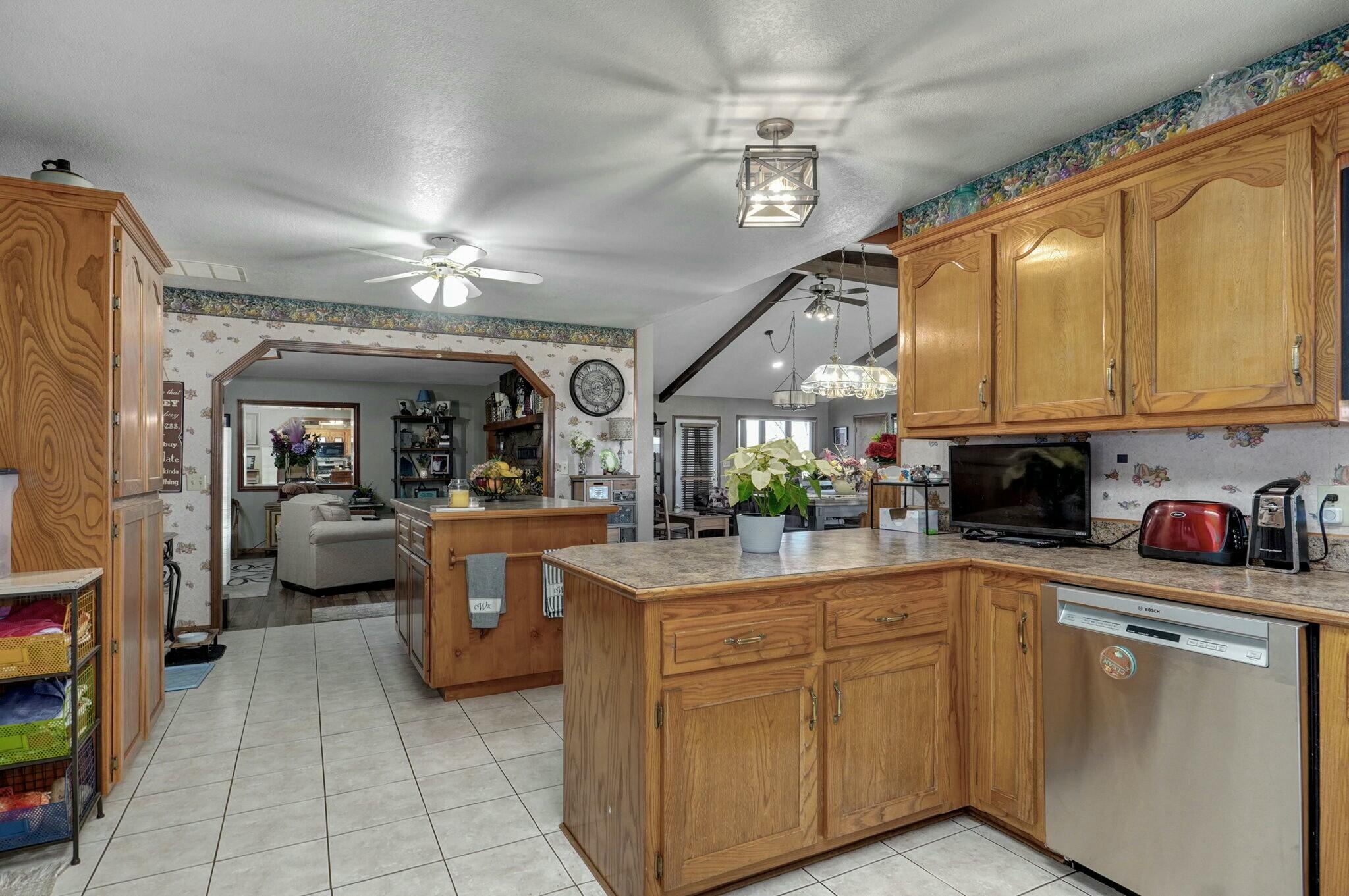 1502 Mary Lane Property Photo 12