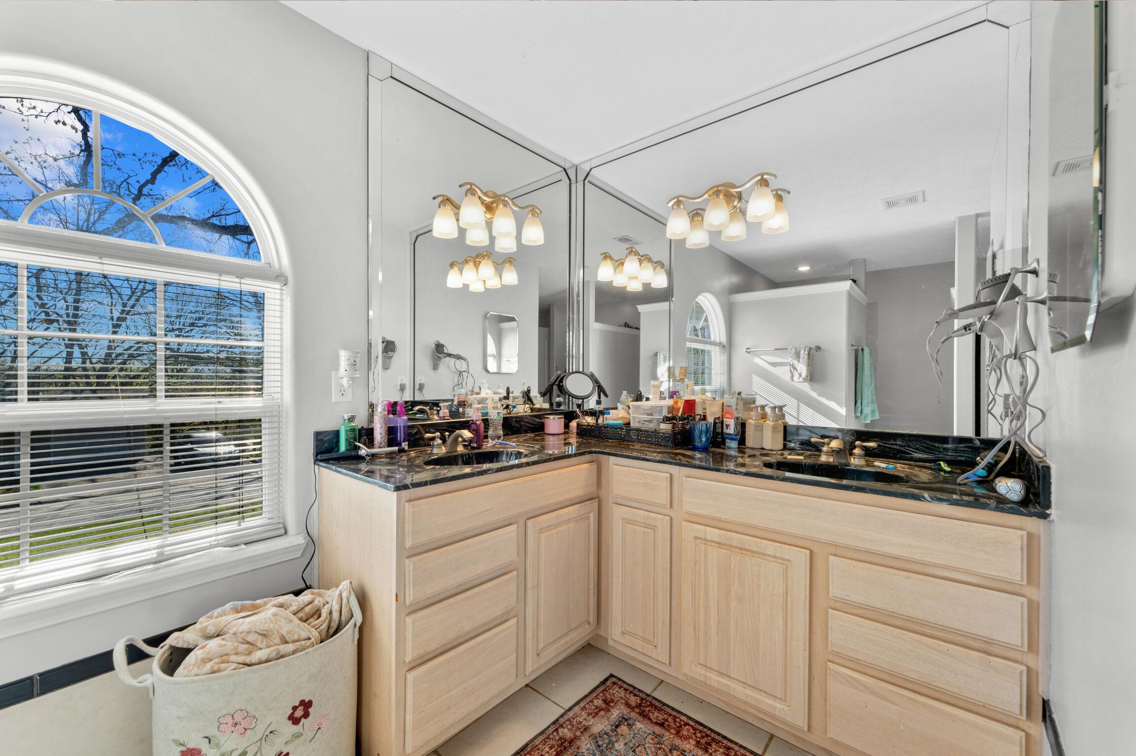 1026 Cliff Drive Property Photo 15