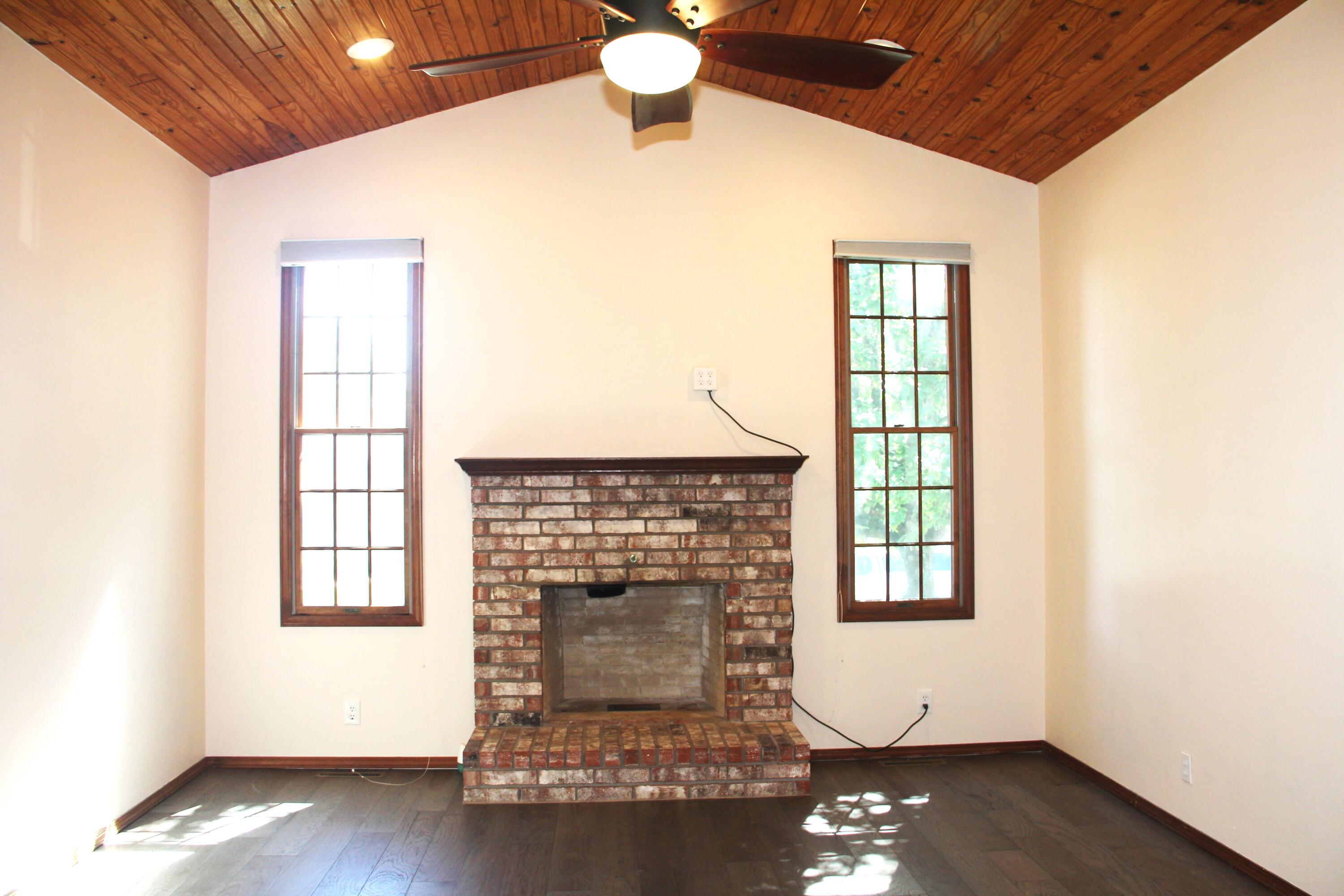 170 Oakridge Avenue Property Photo 5